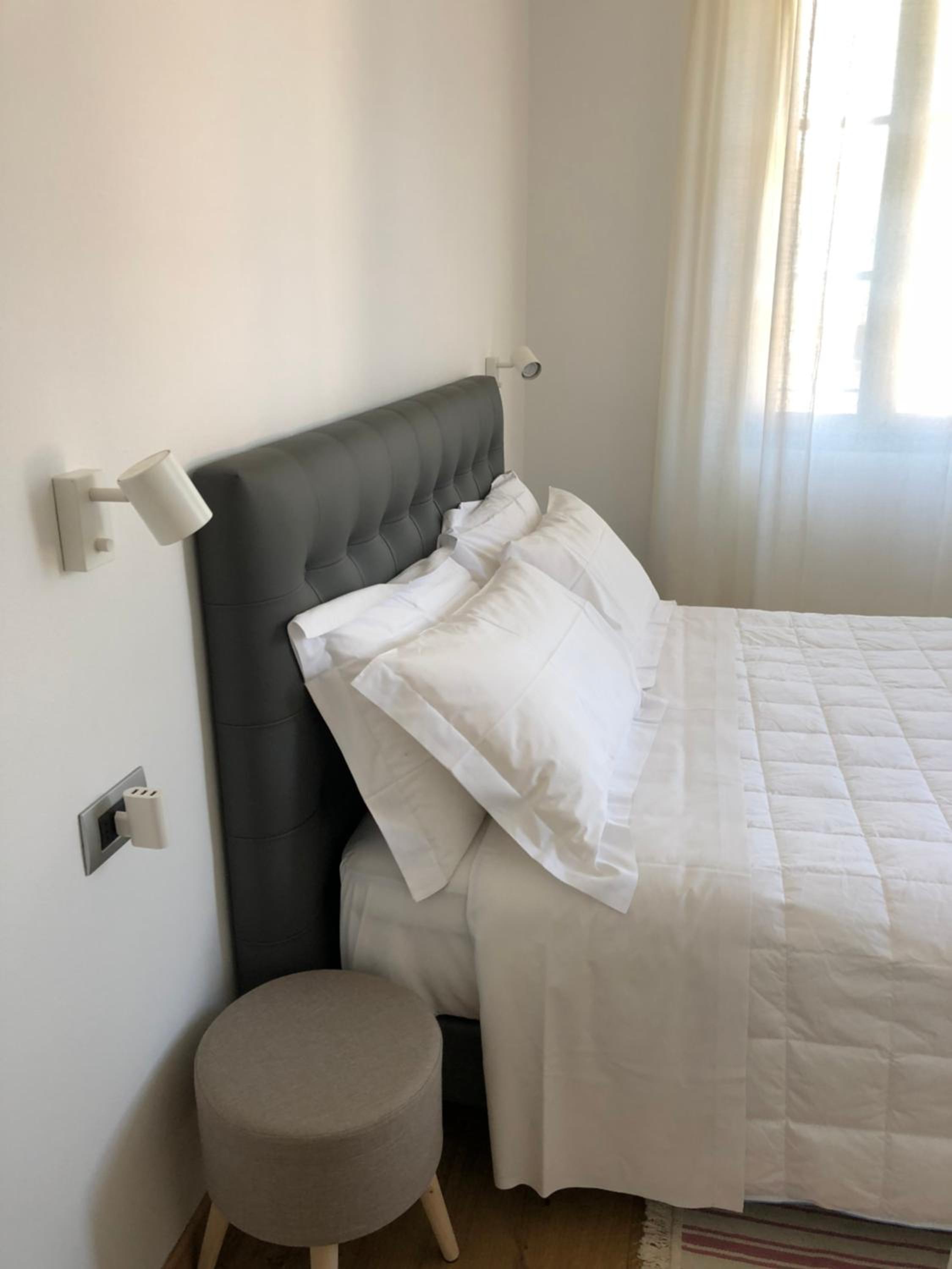 One-Bedroom Apartment with Terrace photo 3