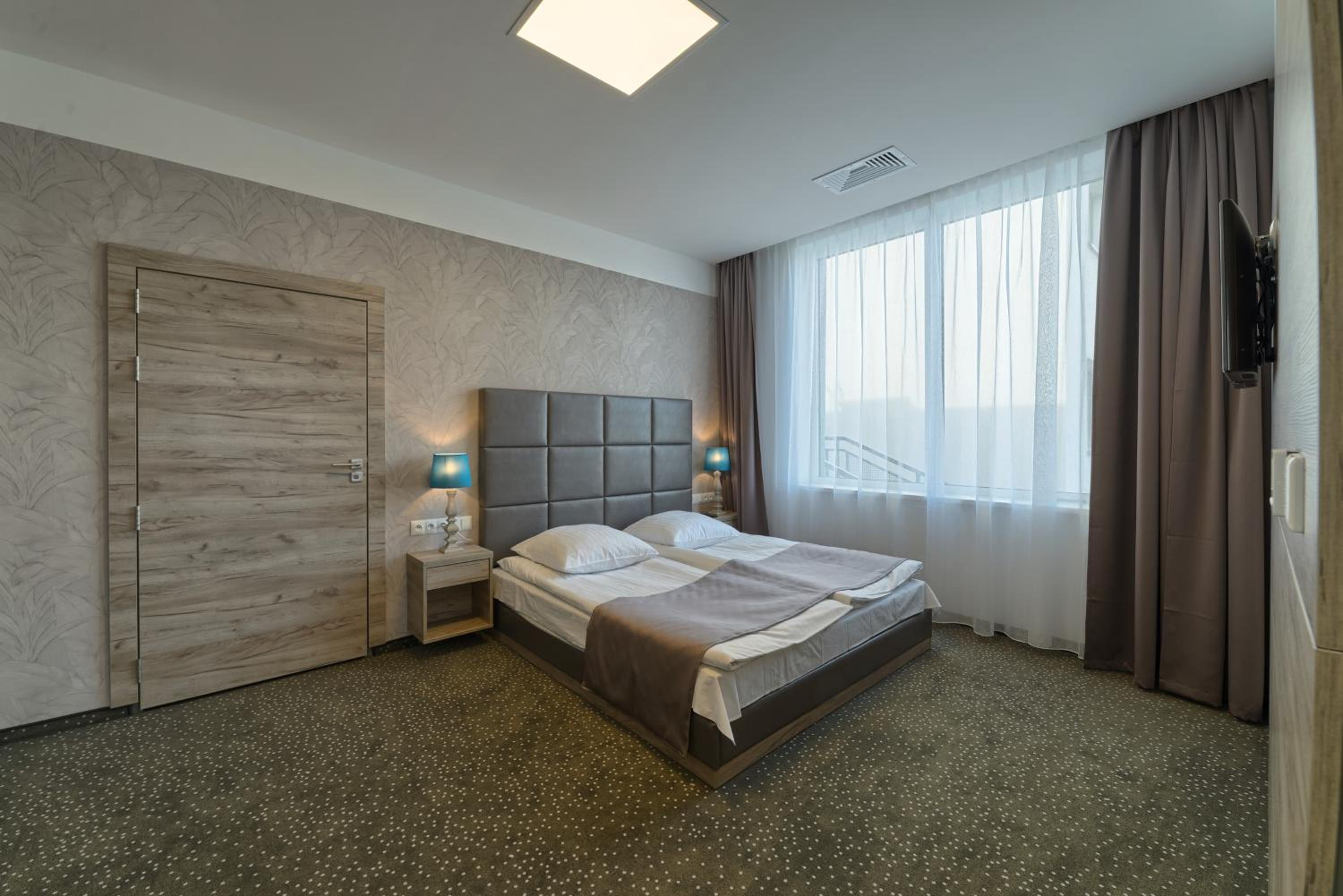 Apartment - Photo 4