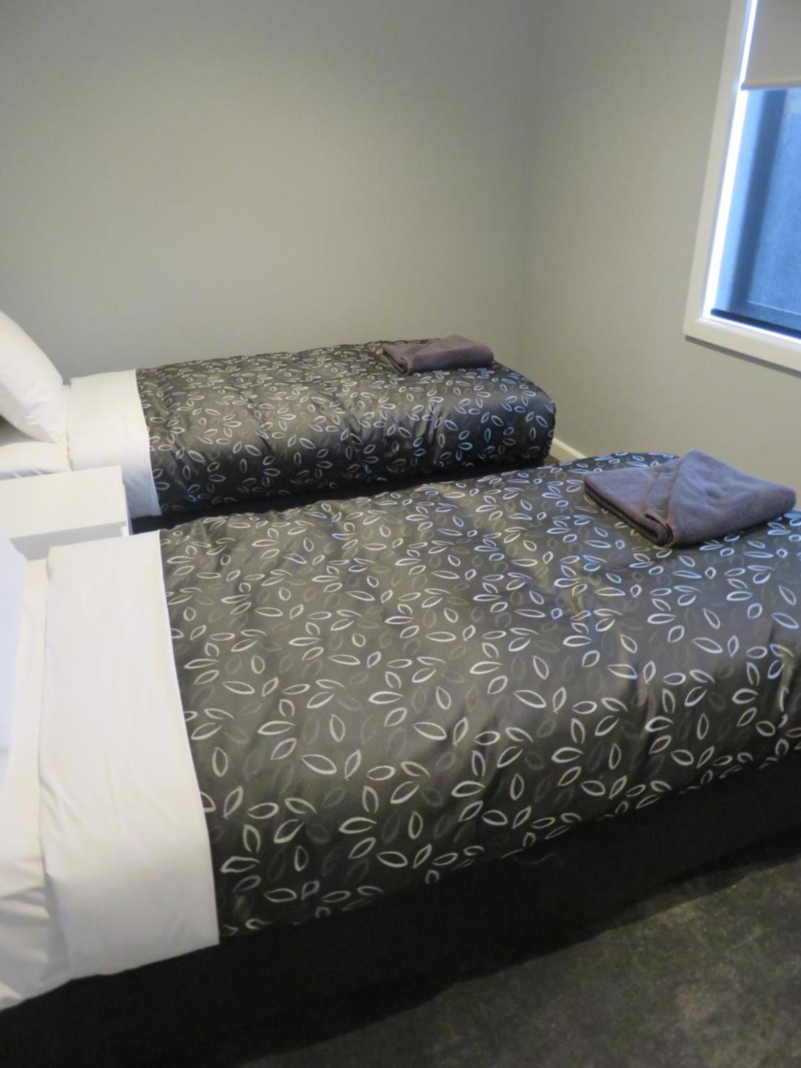 Three-Bedroom Apartment photo 2