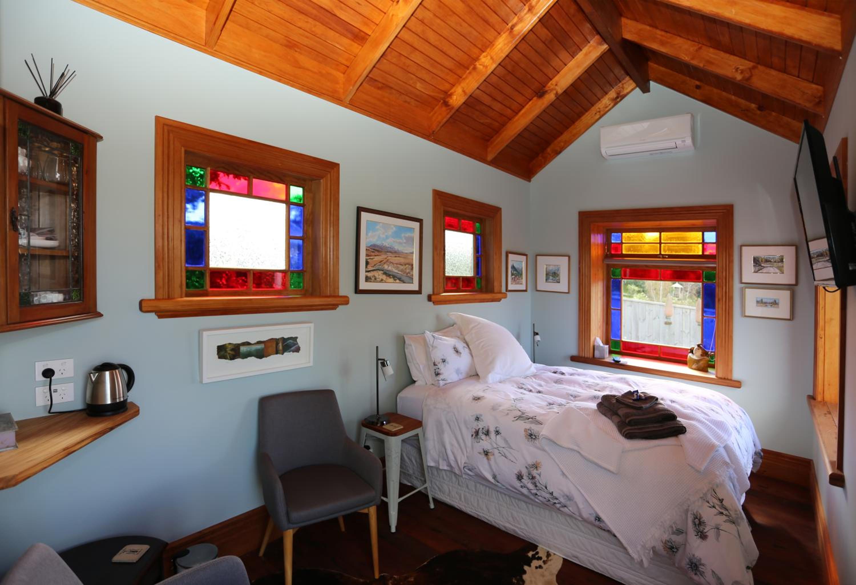 Deluxe Queen Room - Photo 5