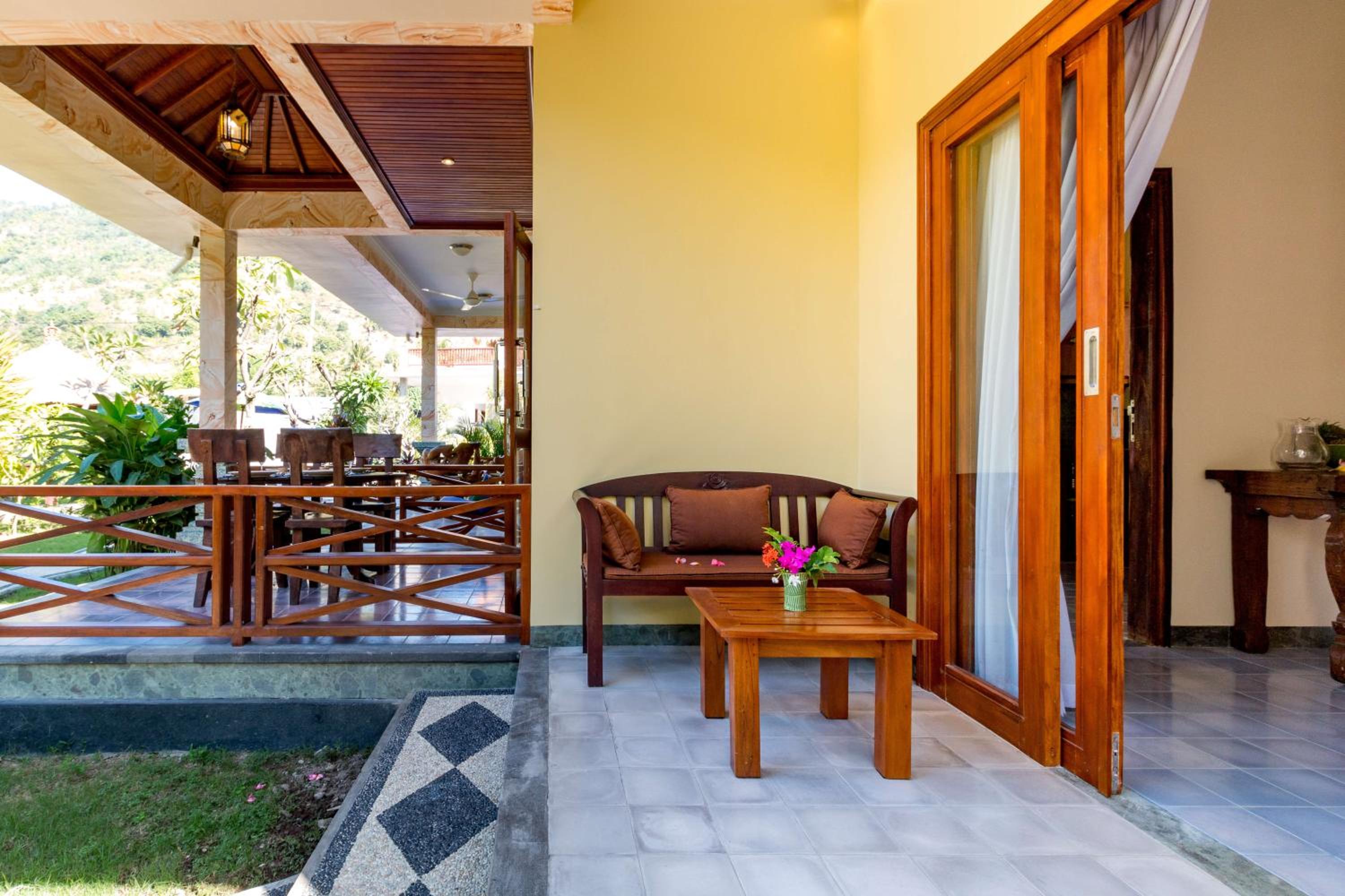 Villa with Garden View - Photo 19