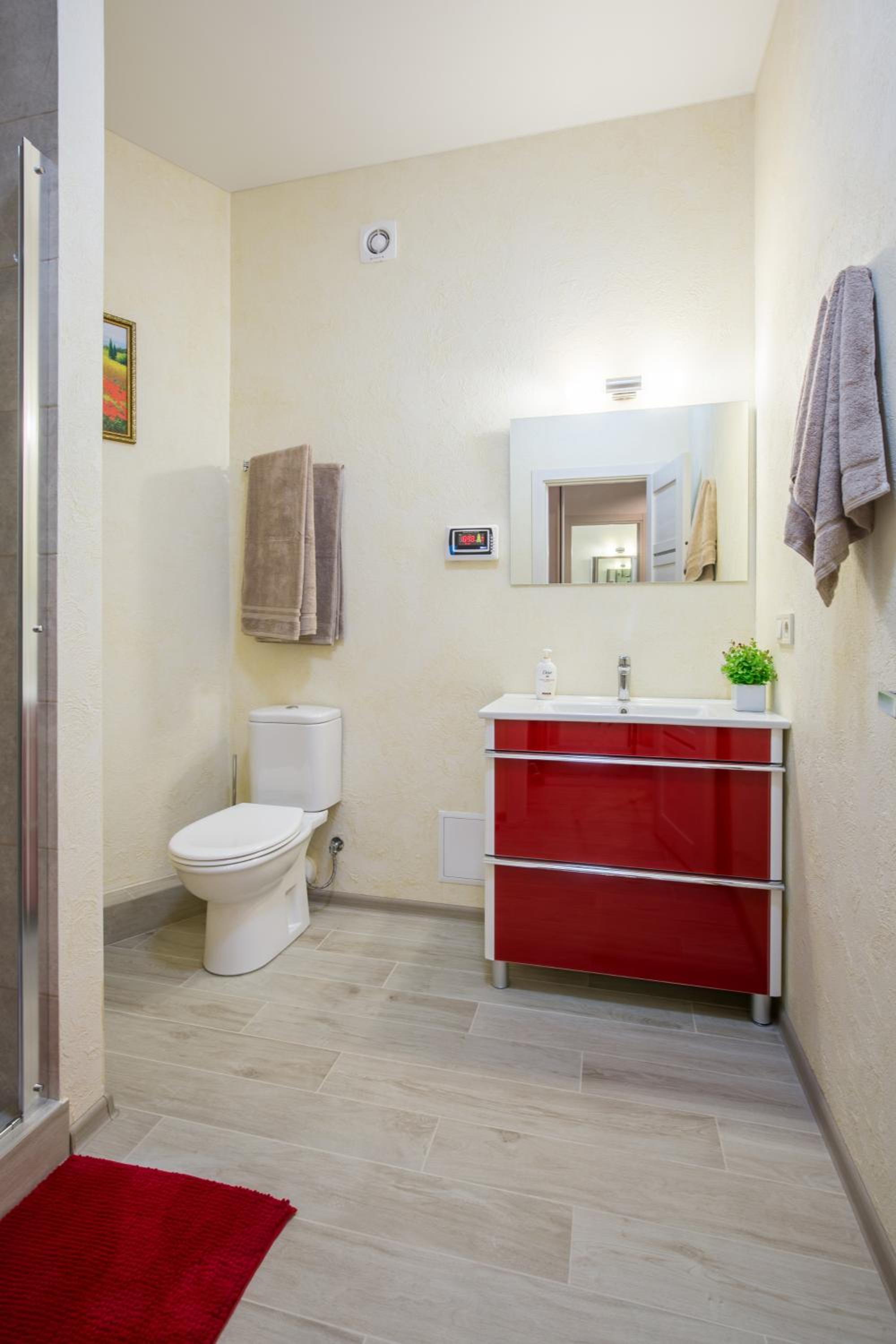 Apartment - Split Level photo 3