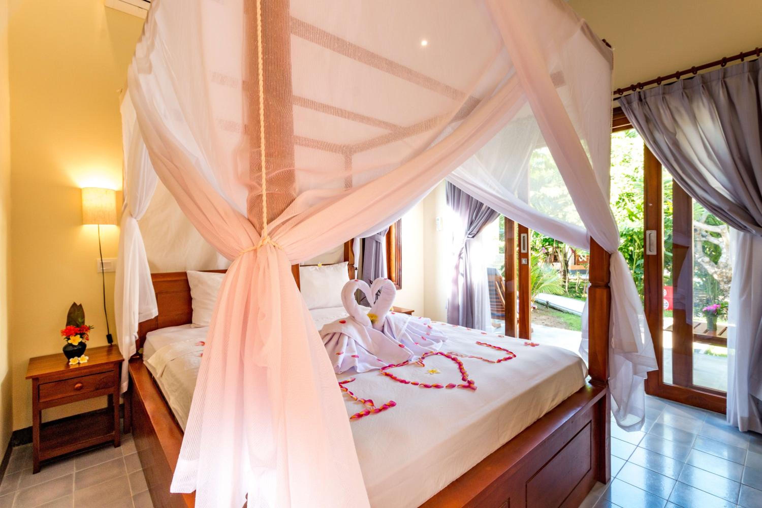 Villa with Garden View - Photo 15