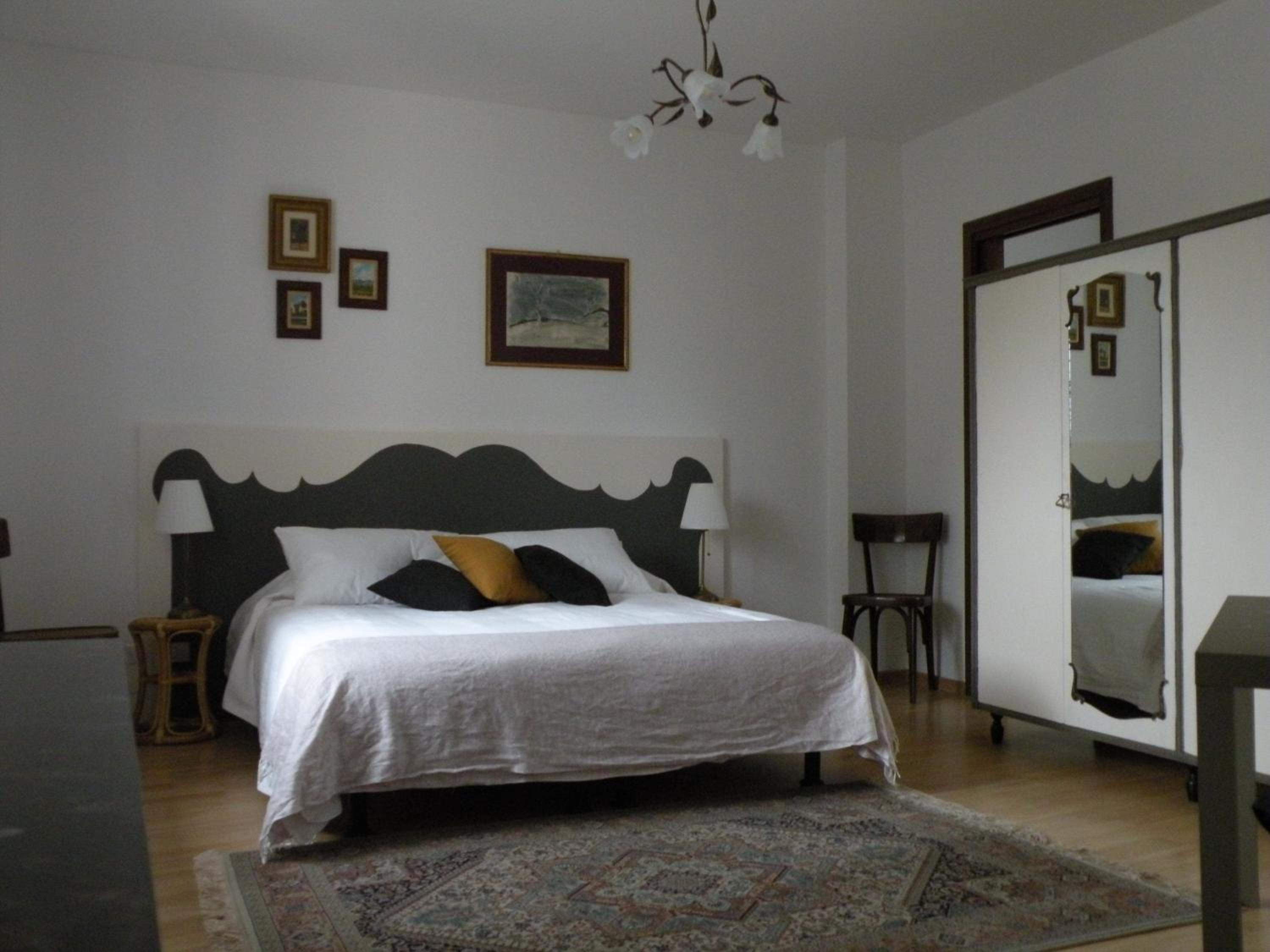 Quadruple Room with Private Bathroom photo 1