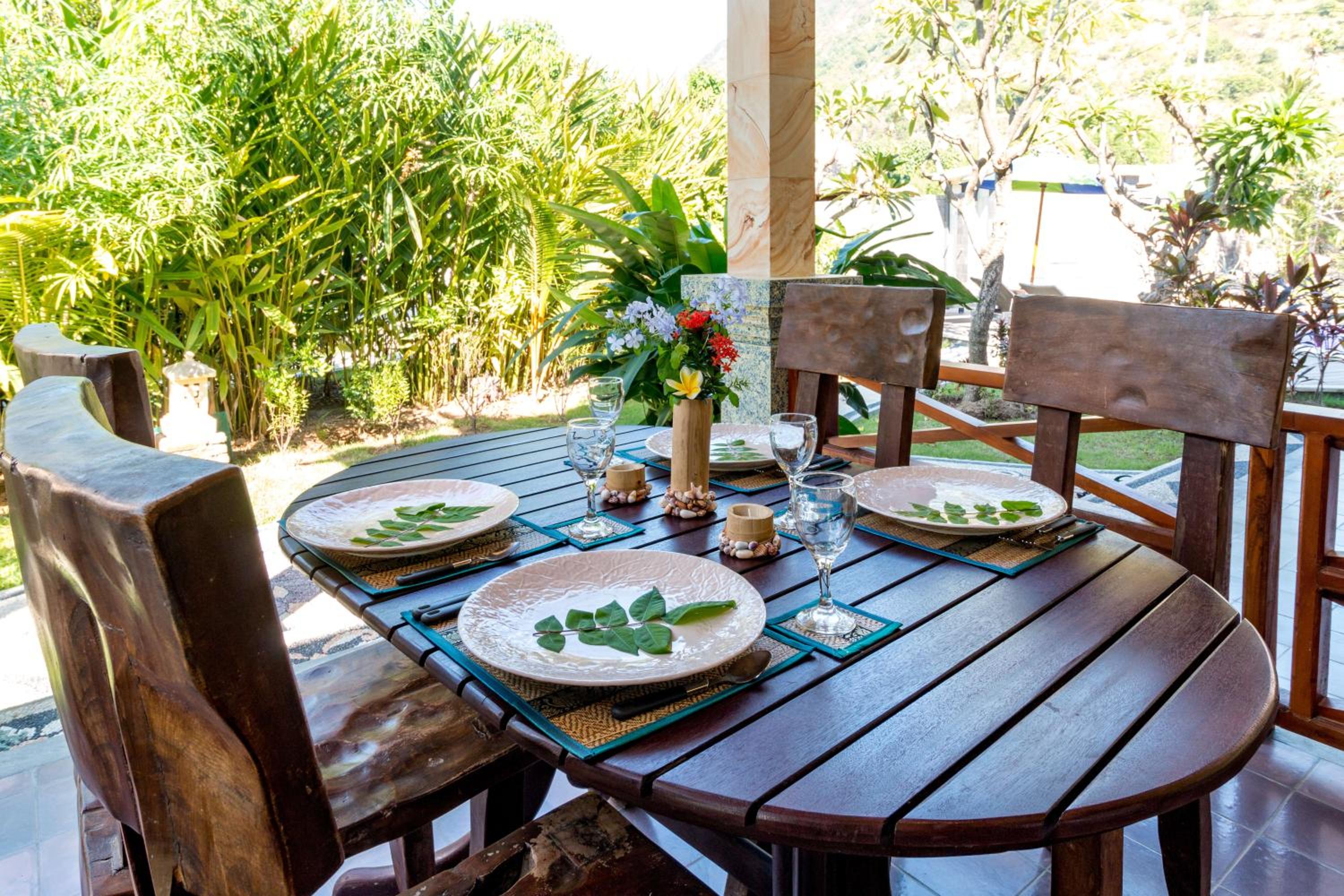 Villa with Garden View - Photo 8