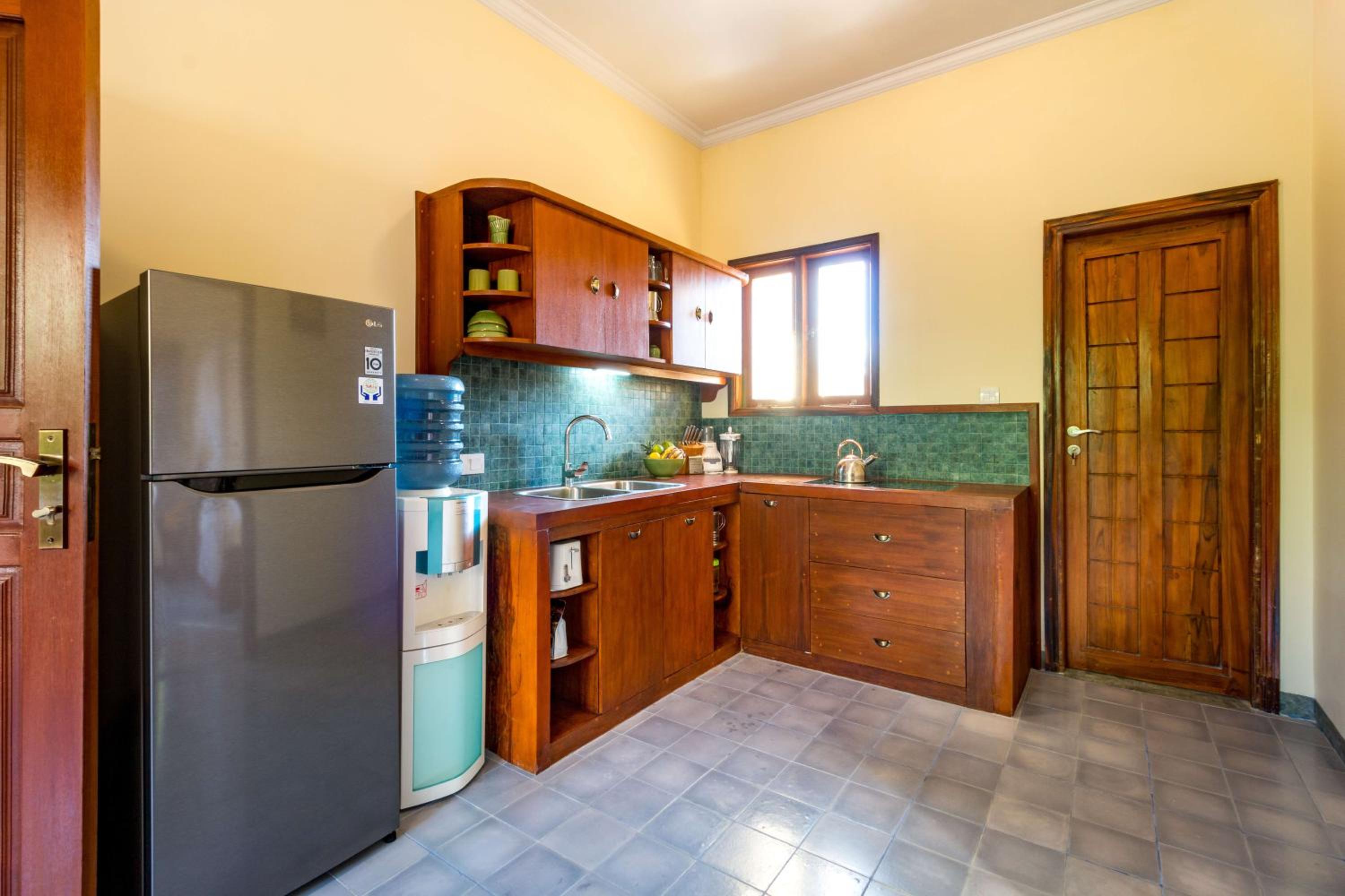Villa with Garden View - Photo 7