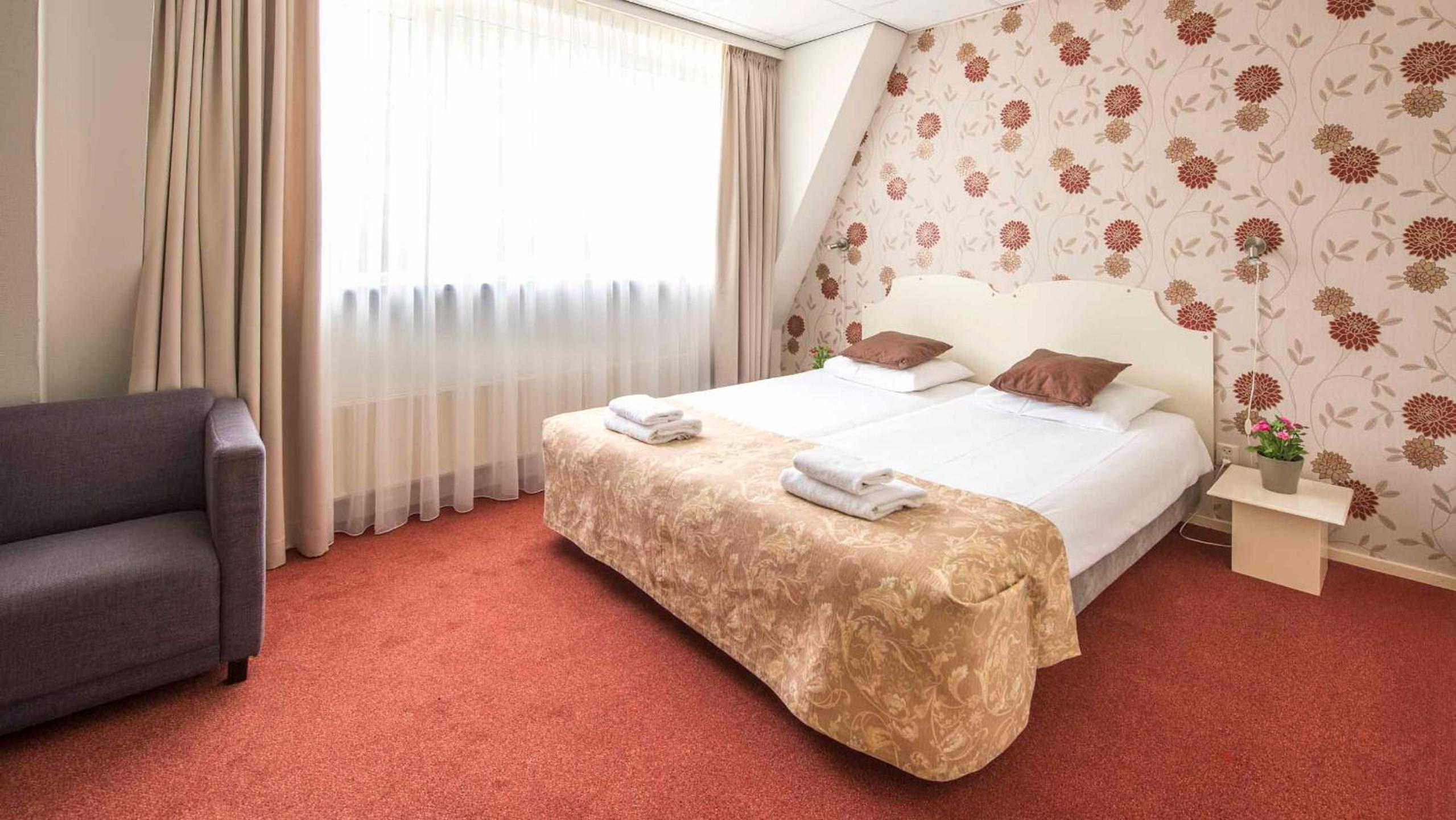 Standard Twin Room photo 3