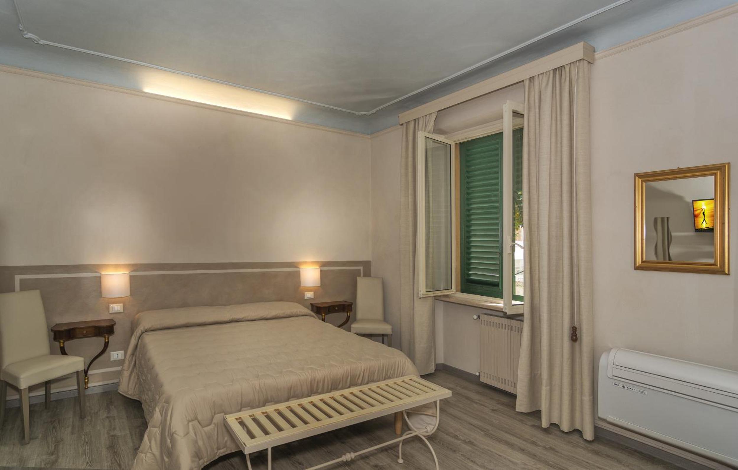 Quadruple Room - Photo 5