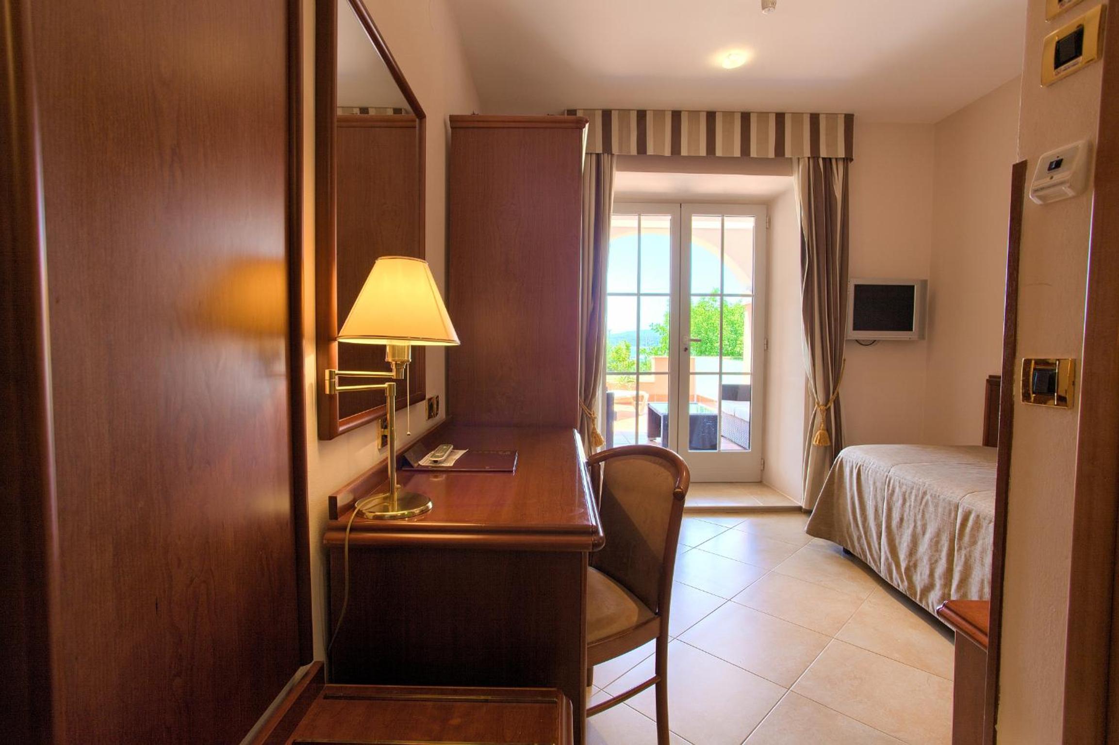 Single Room photo 2