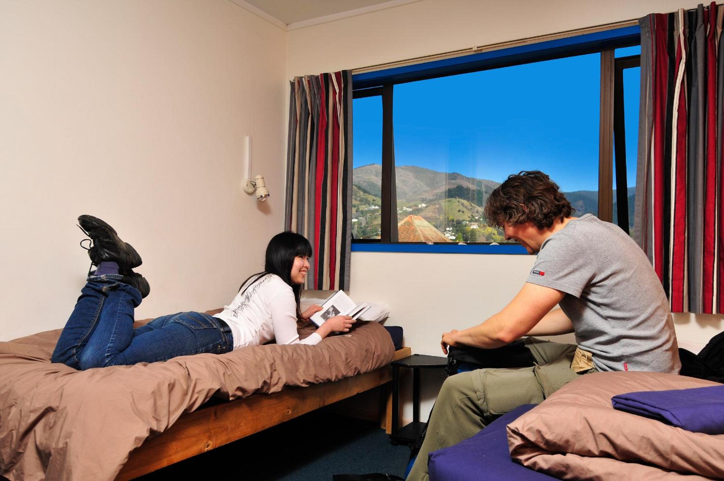 Bed in 6-Bed Dormitory Room photo 3