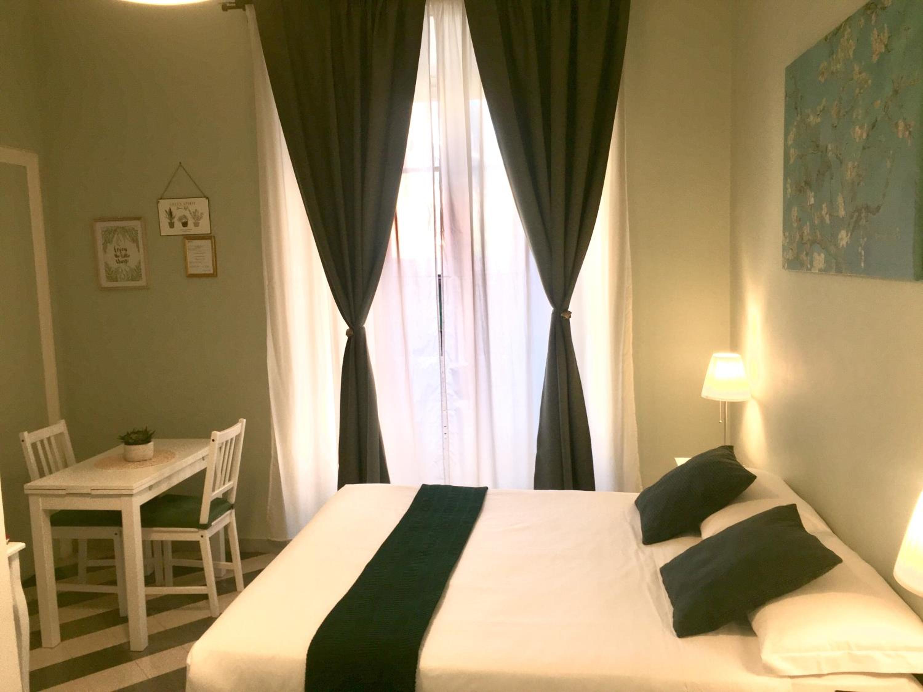 Double Room with Private Bathroom photo 3