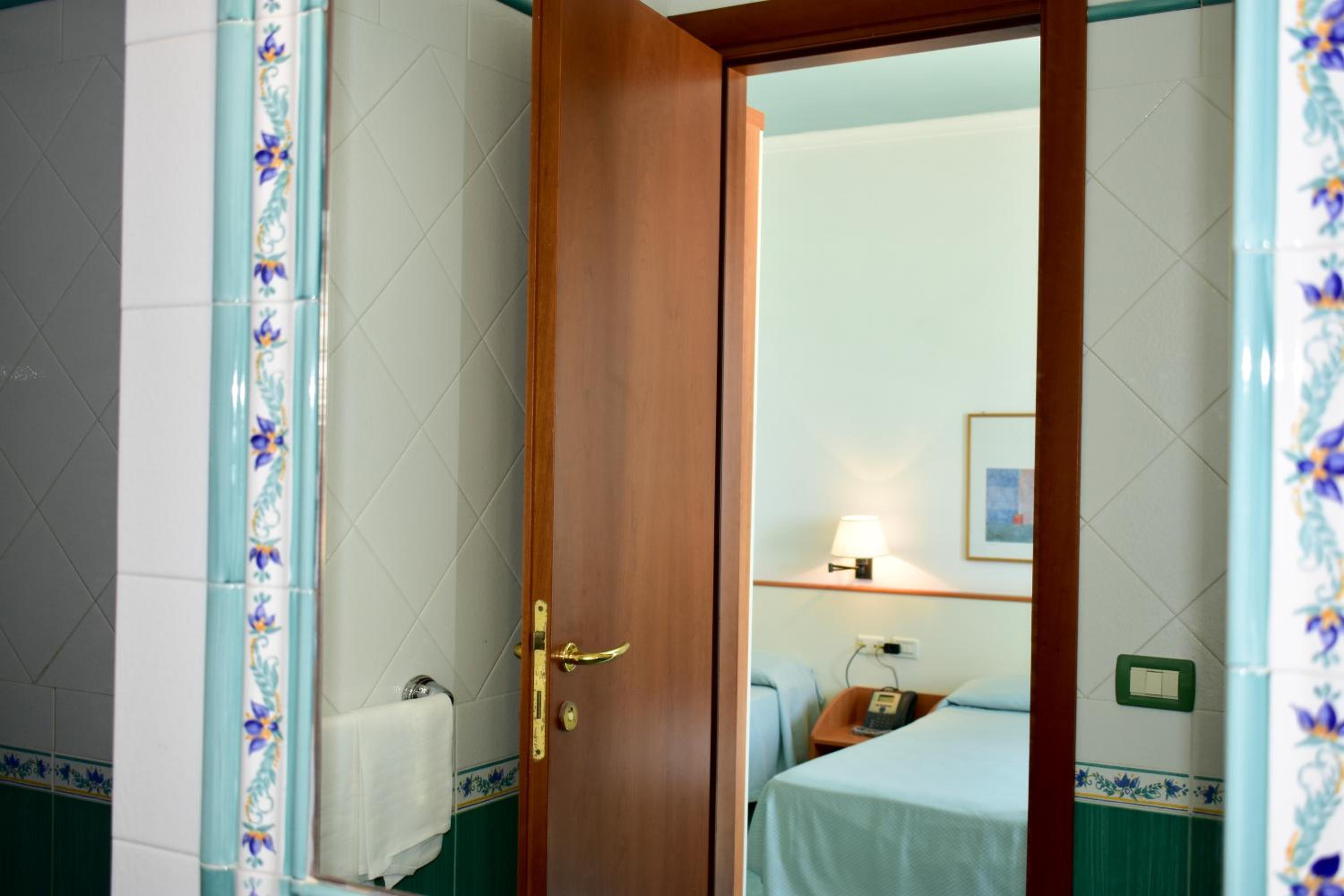 Triple Room with Sea View photo 3