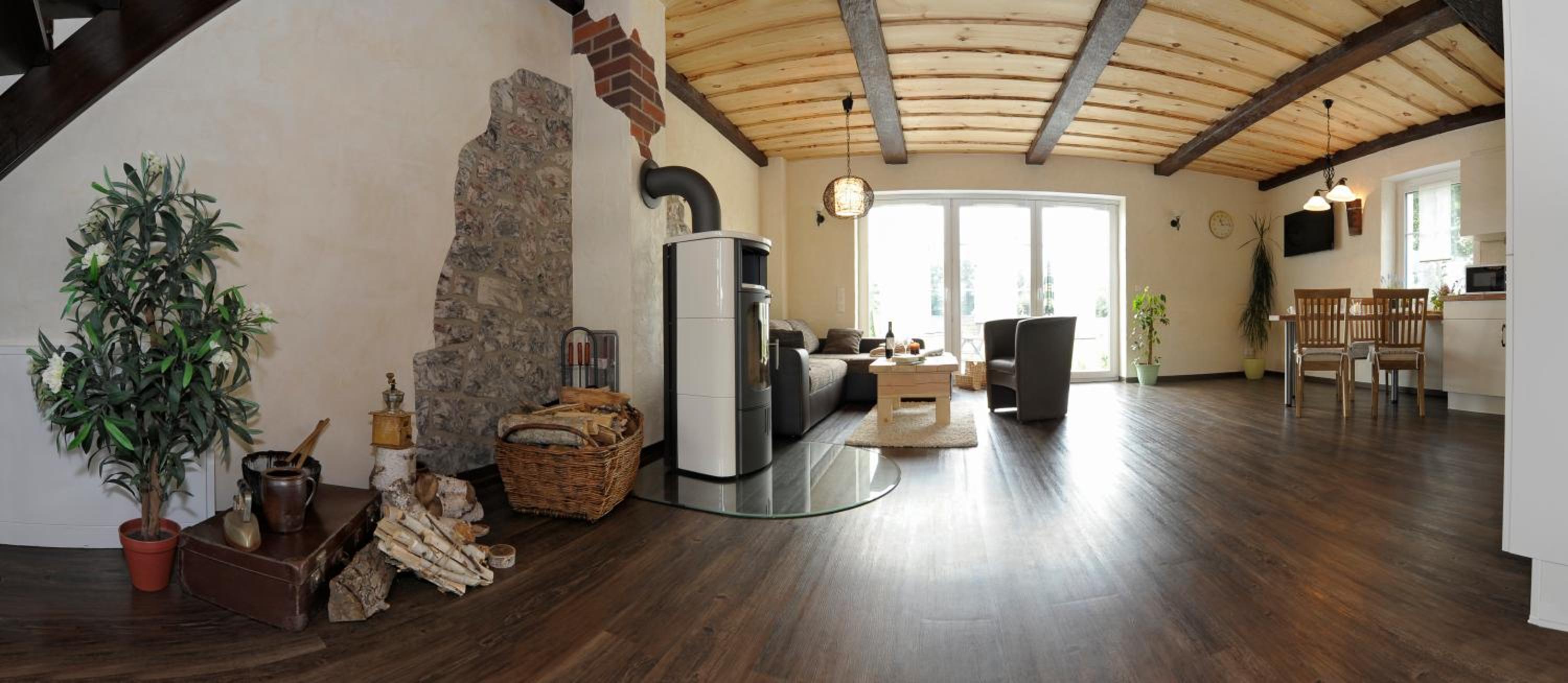 Apartment - Split Level photo 3