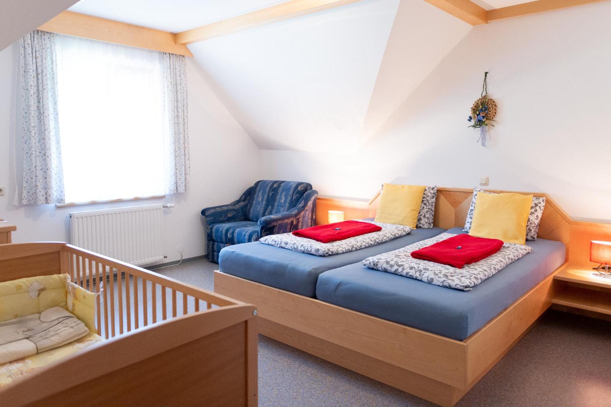 Double Room - Photo 9