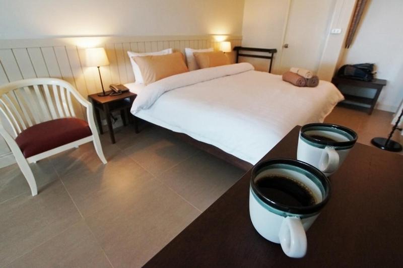Deluxe Double Room with Sea View - Photo 1