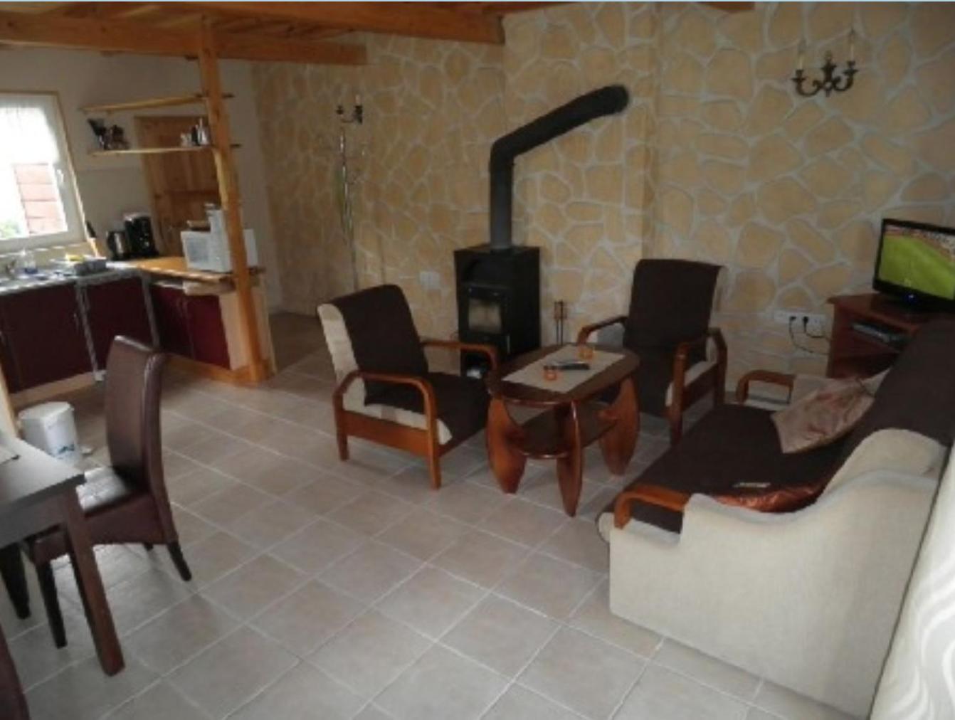 Apartment - Split Level photo 3