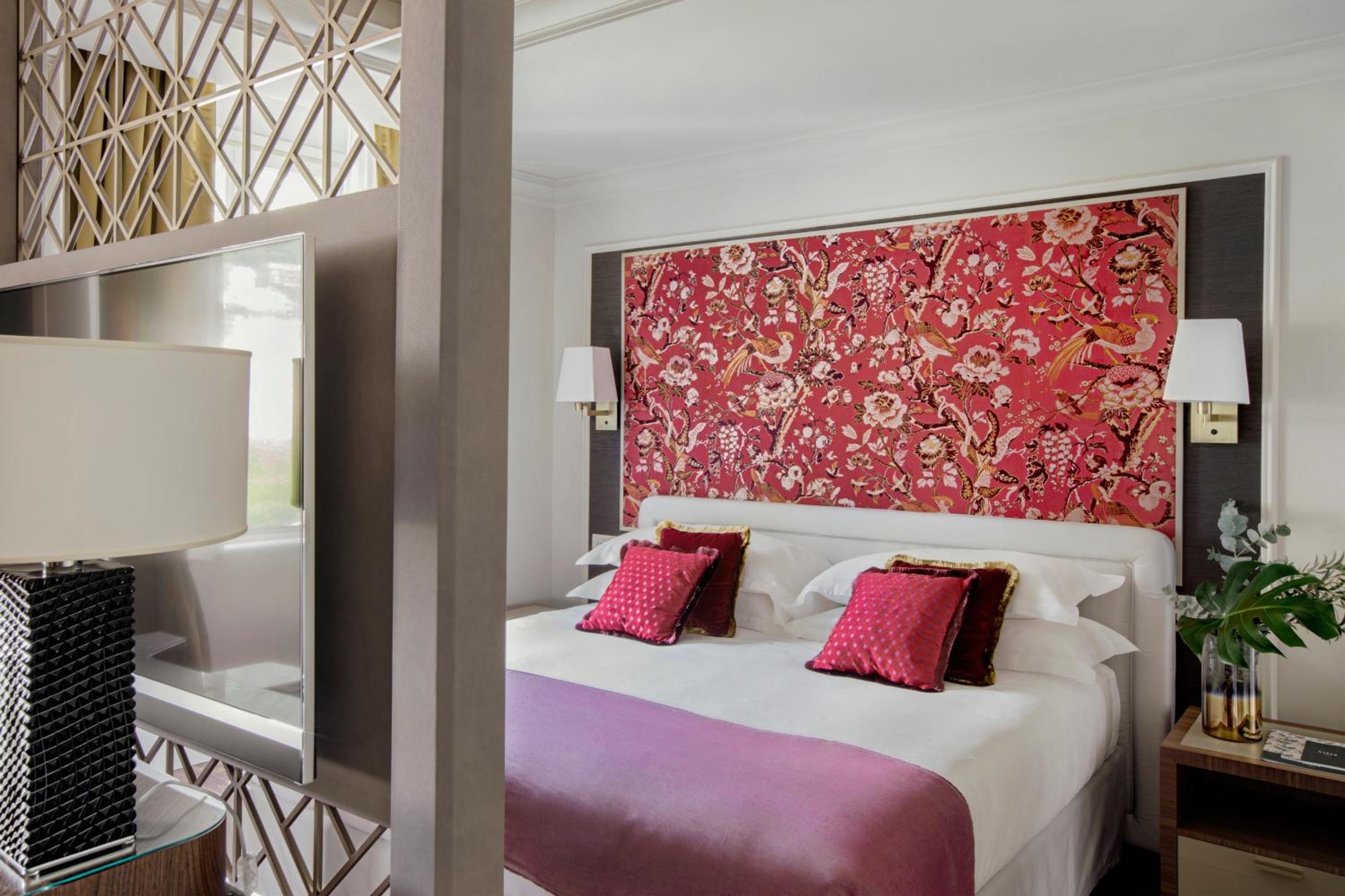 Available room