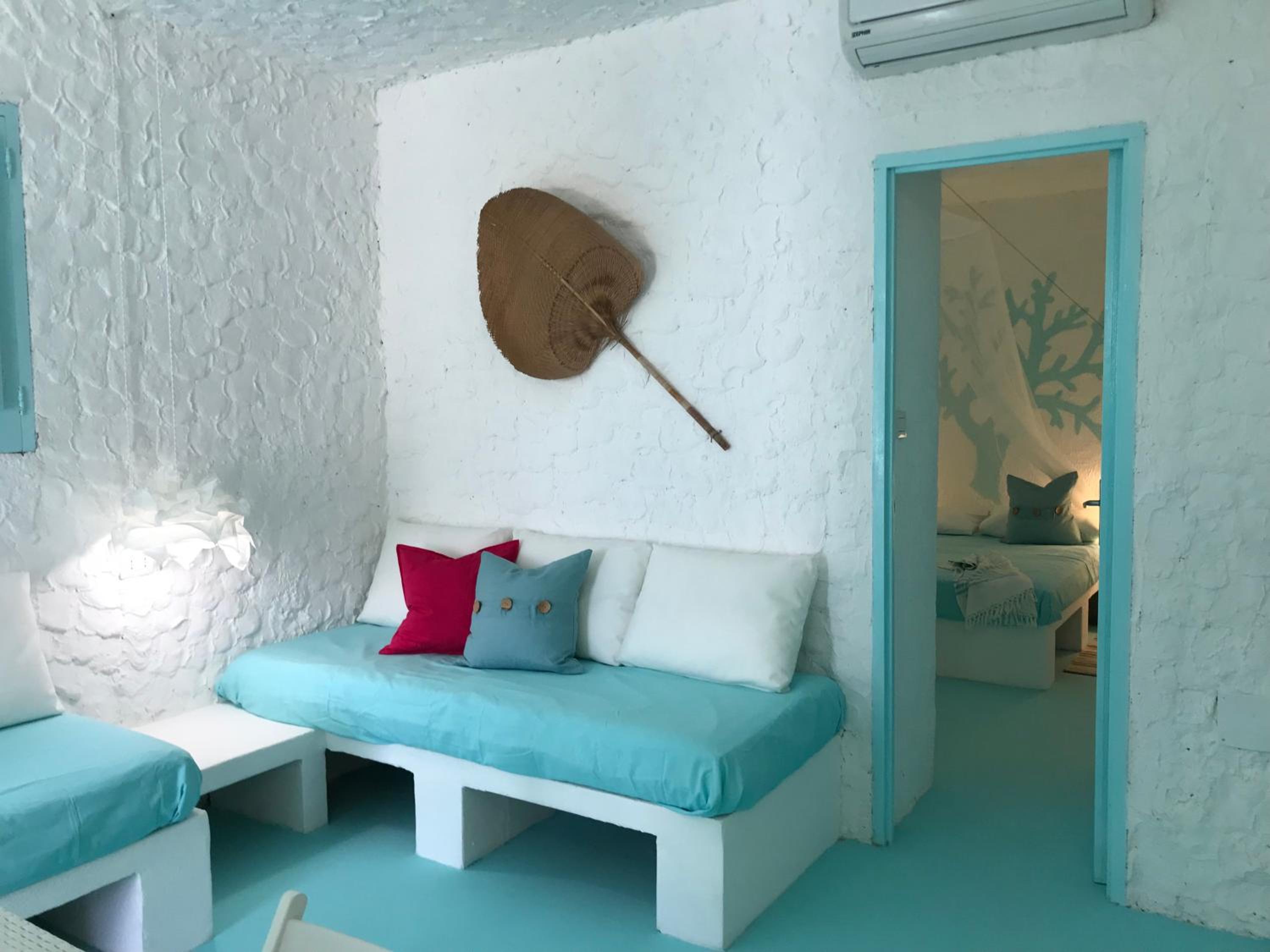 Villa photo 3