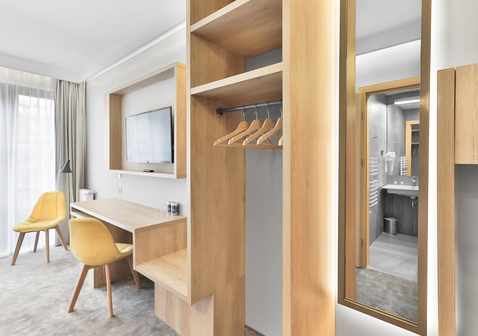 Double Room - Photo 7