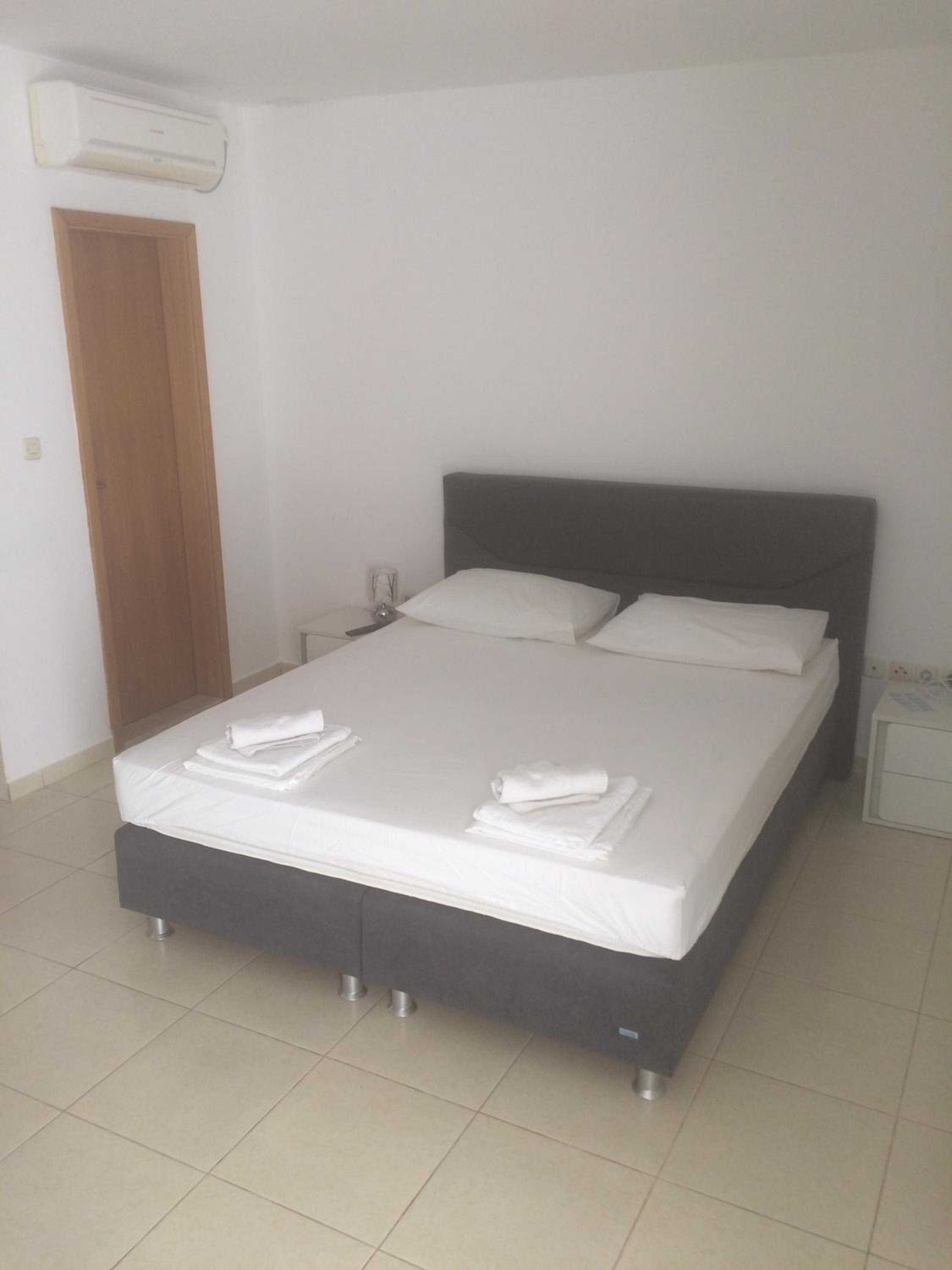 Studio Apartment with Sea View - Photo 5