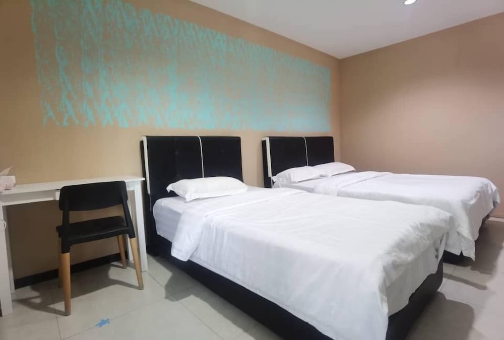 Room, Private Bathroom