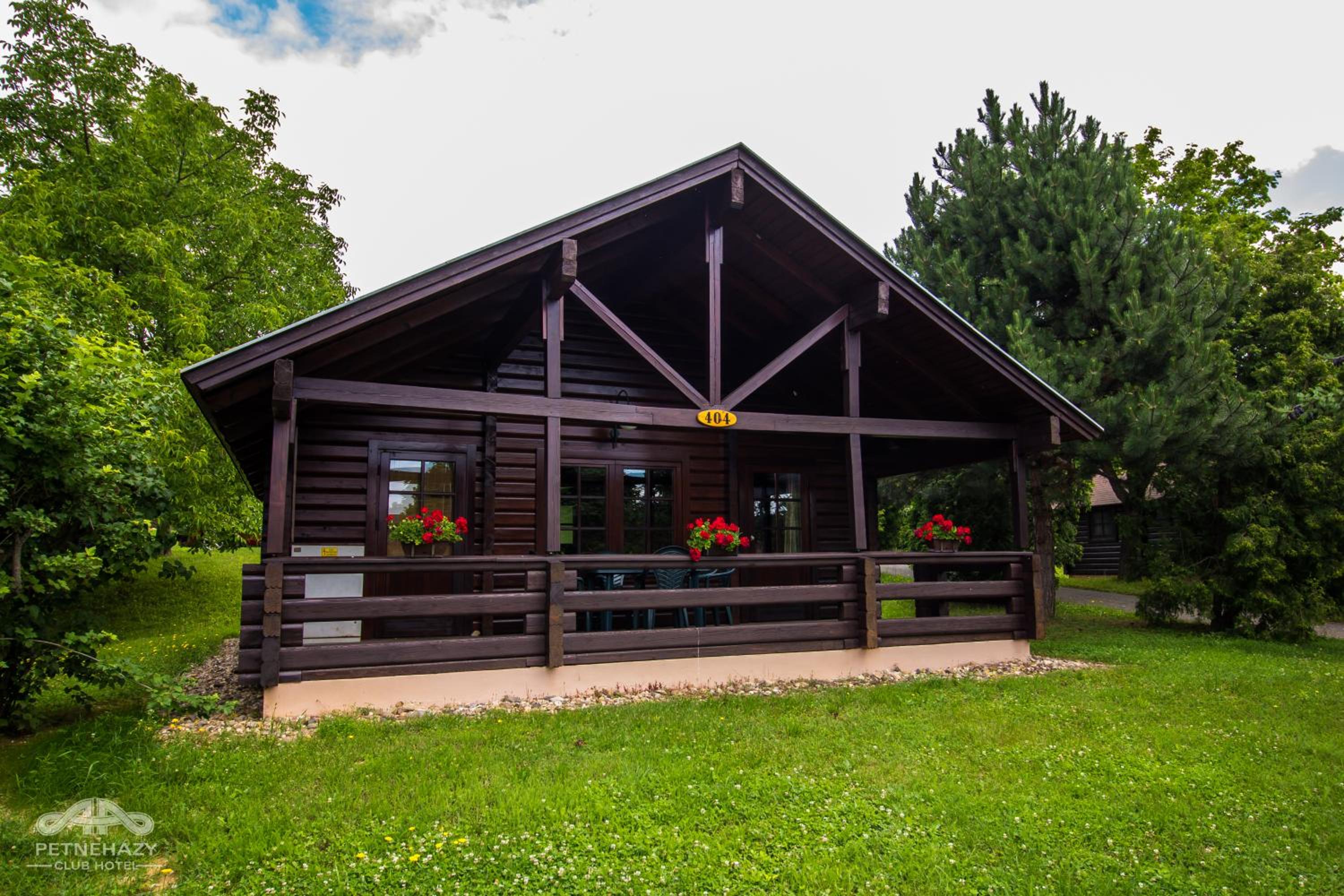 One-Bedroom Chalet with Sauna - Photo 14