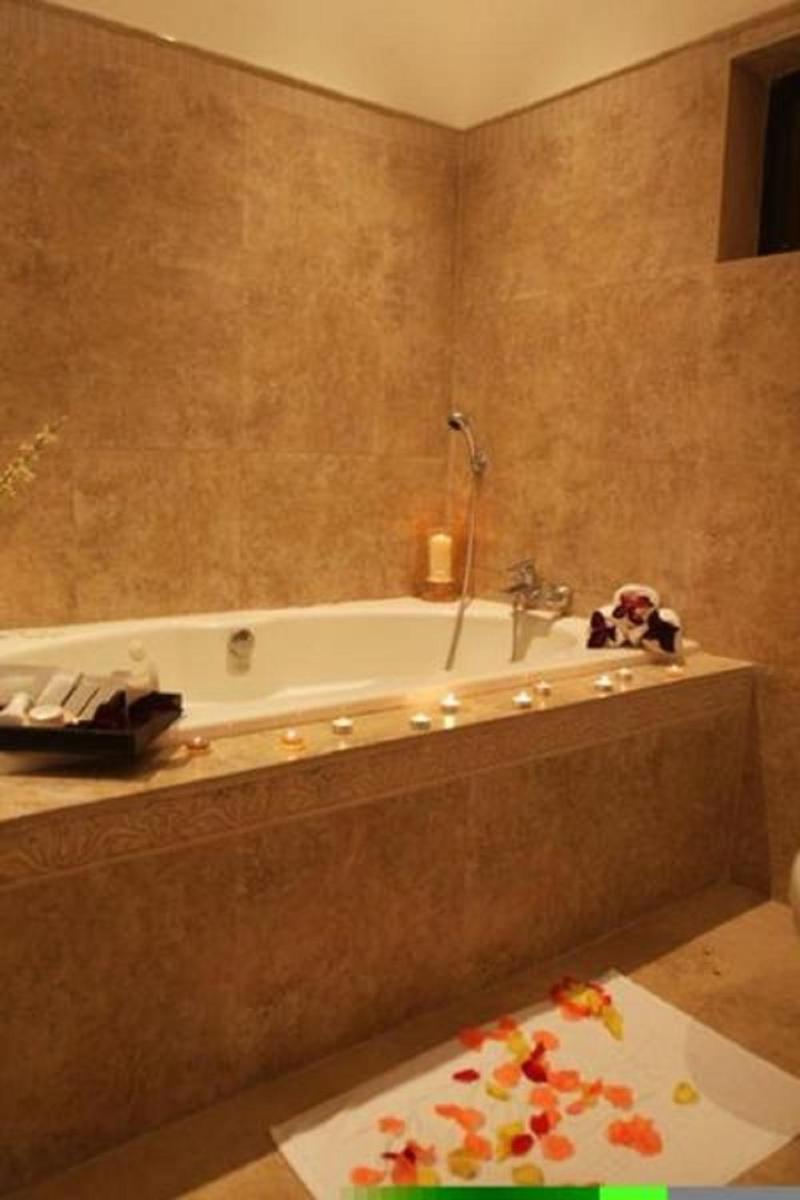 Jacuzzi