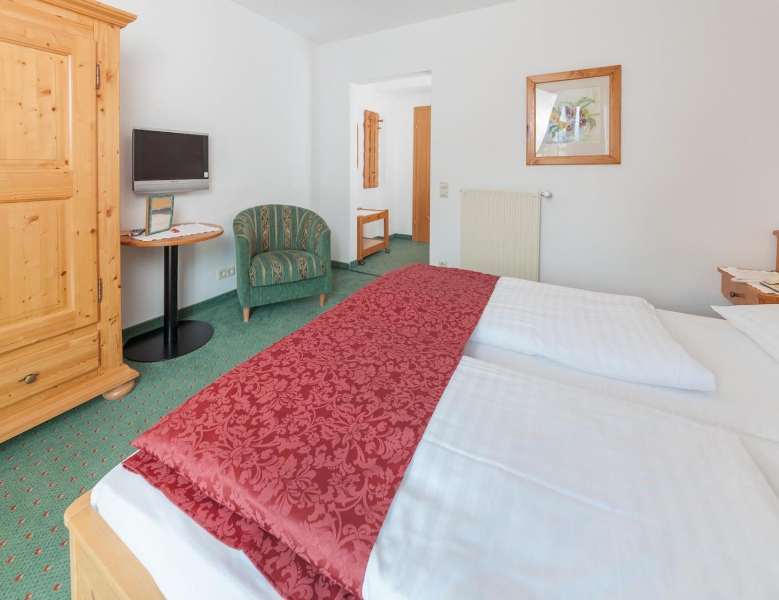 Double Room with Balcony photo 3