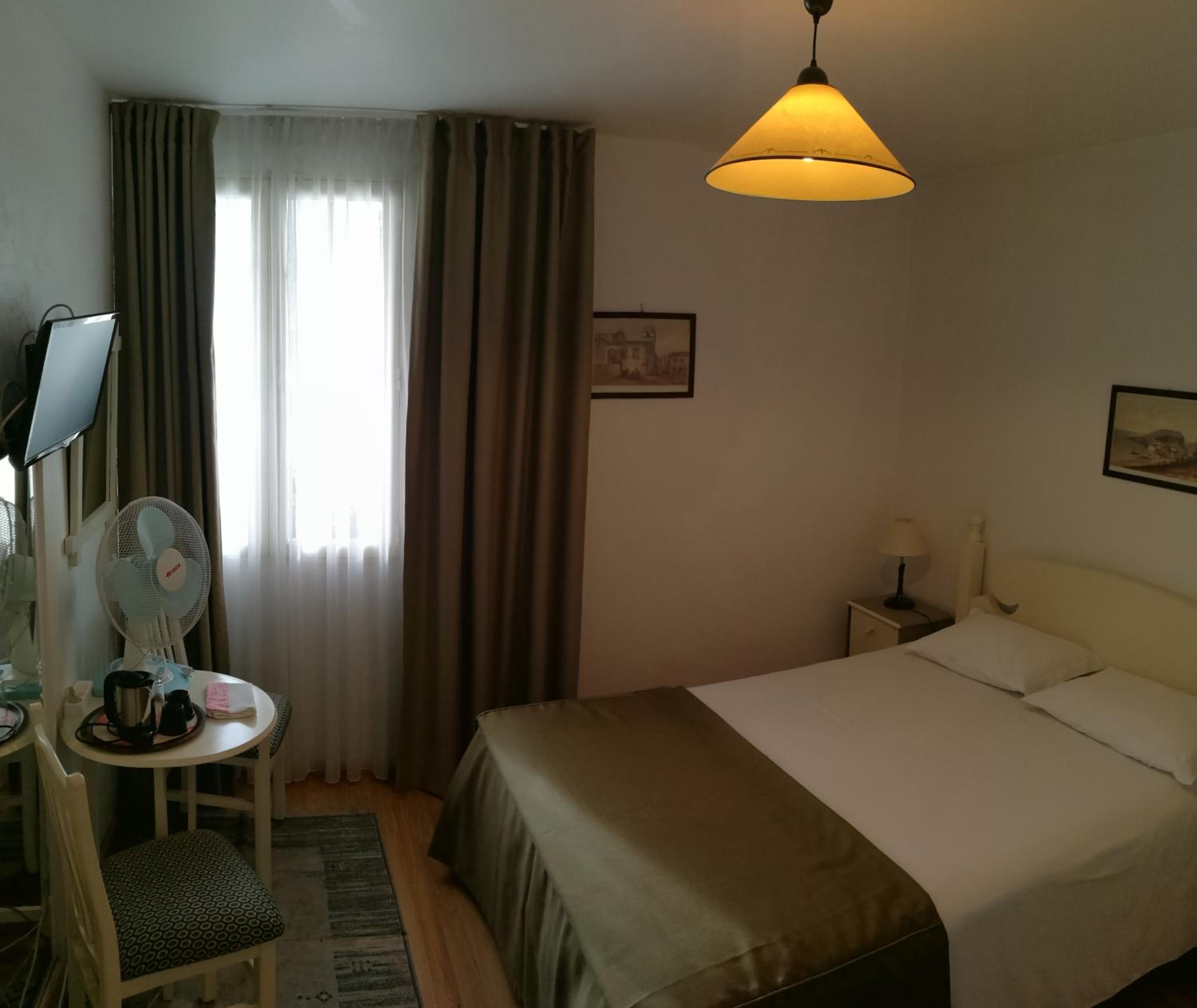 Double or Twin Room photo 1