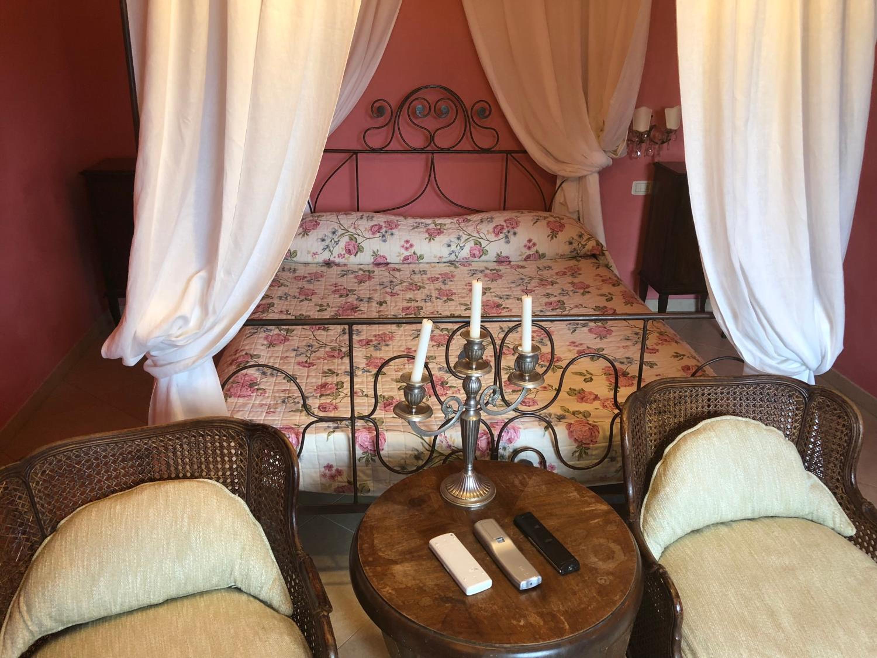 Superior Double Room with View - Photo 3