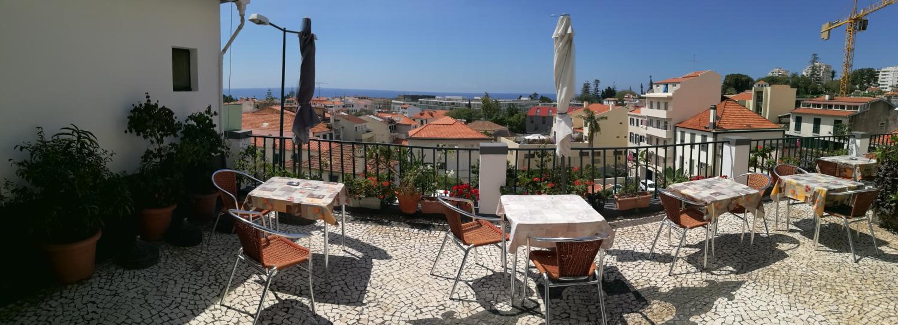 Double or Twin Room with Sea View photo 3