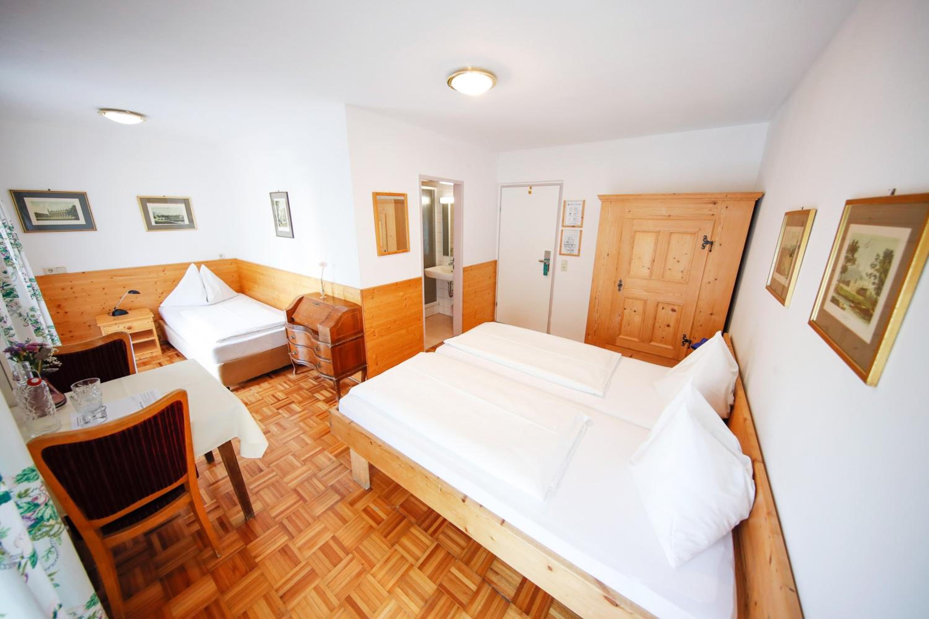 Triple Room photo 1