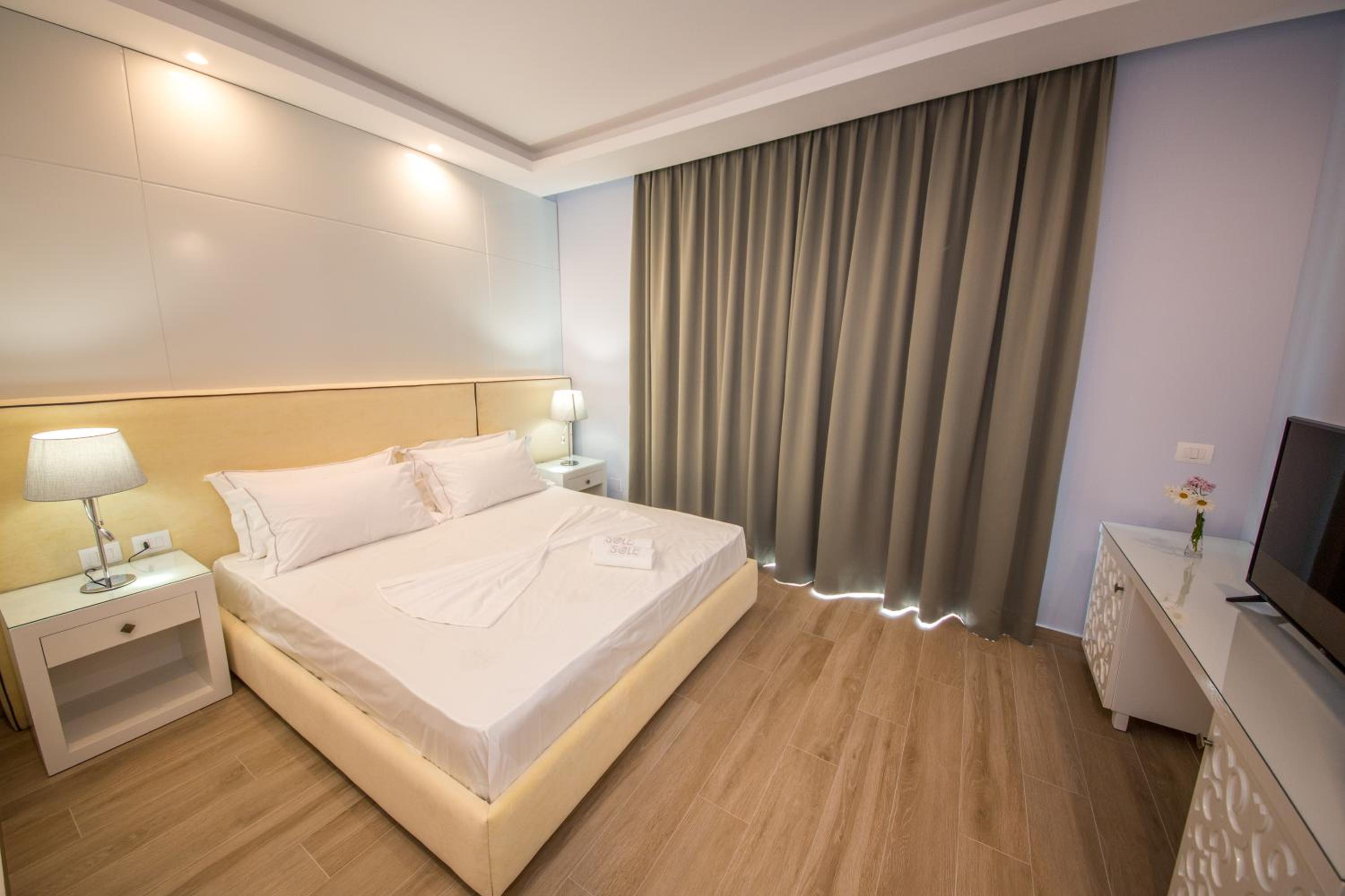 Deluxe Family Suite with Balcony - Ground Floor photo 1