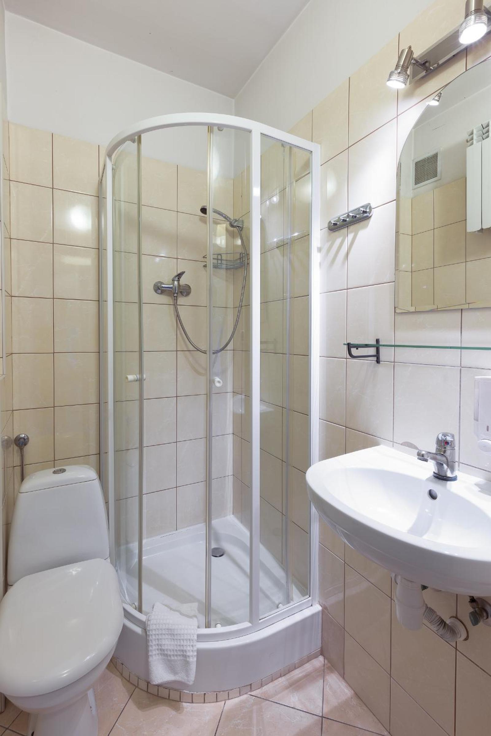 Twin Room with Private Bathroom