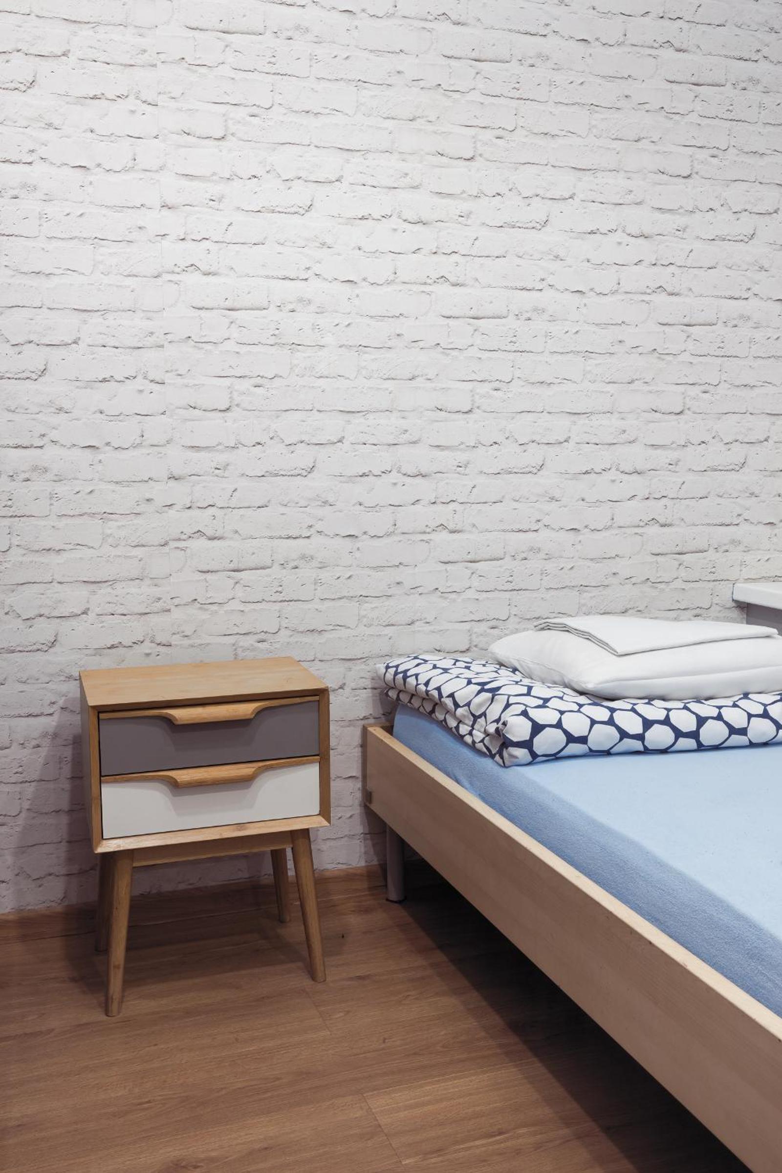 Triple Room with Shared Bathroom thumbnail 5
