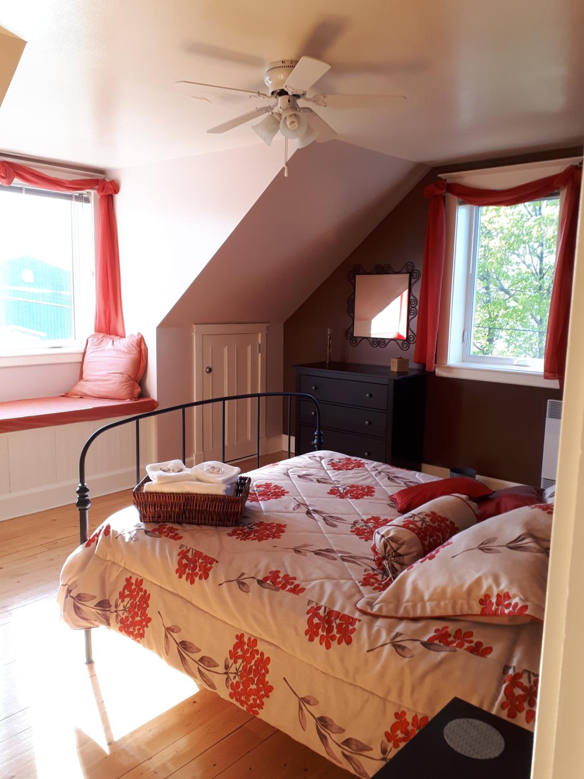 Deluxe Queen Room photo 3