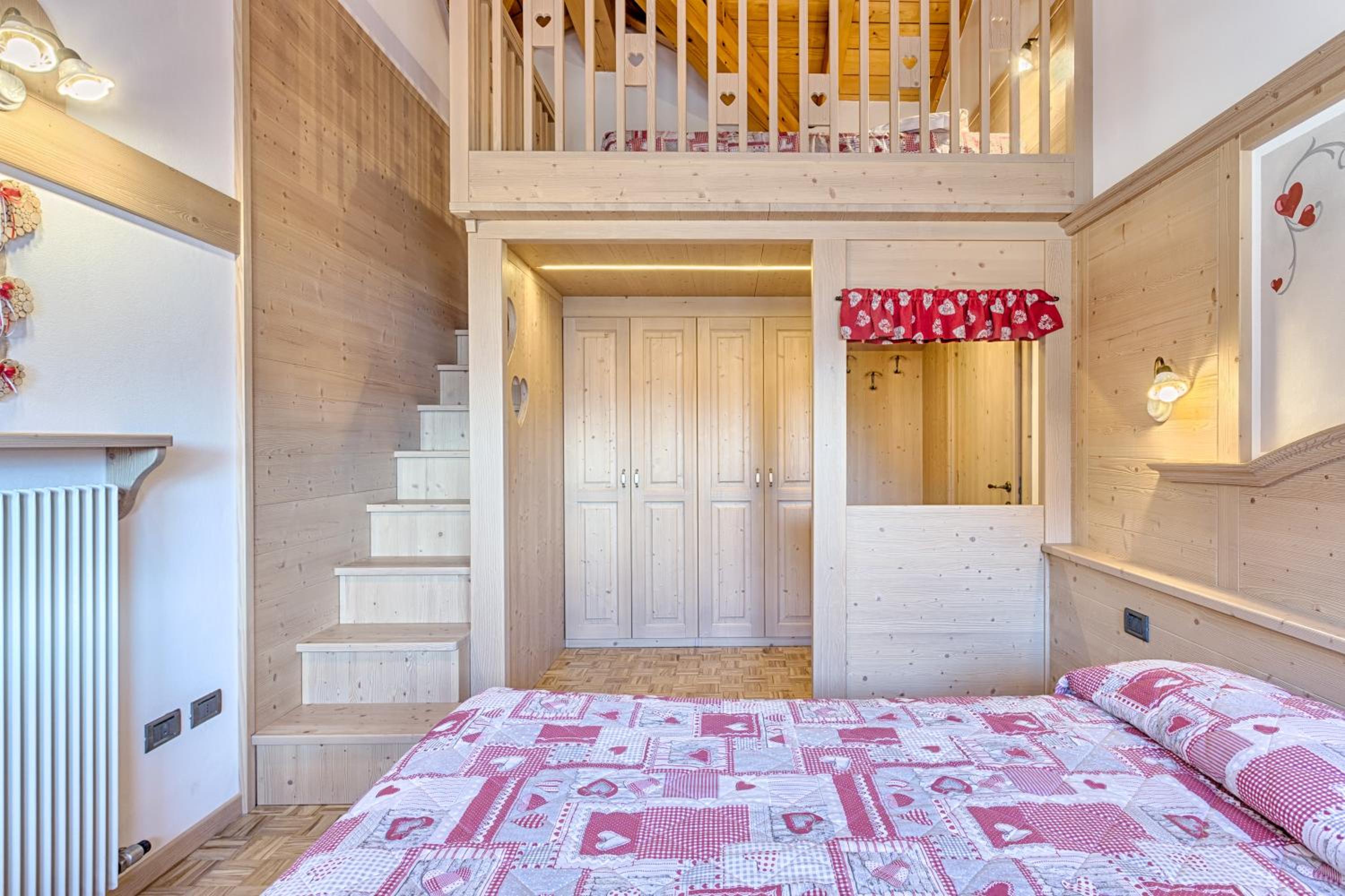 Suite with Lake View
