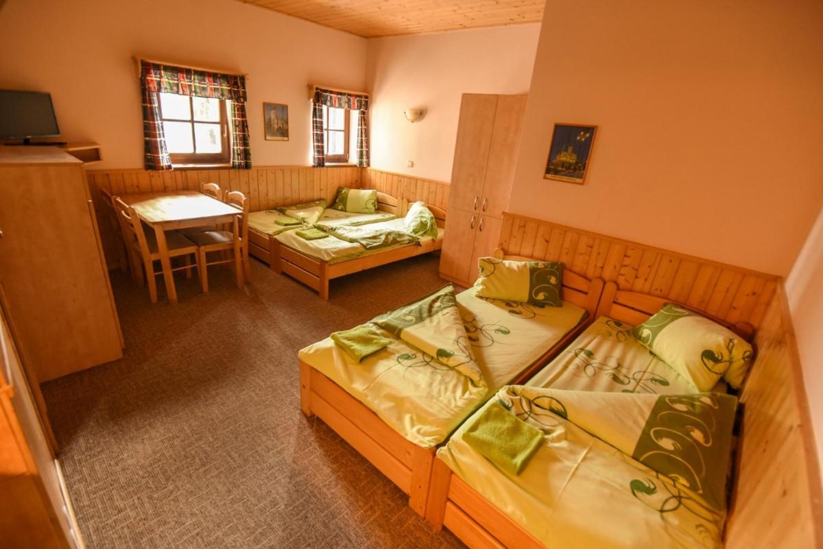 Quadruple Room with Bathroom photo 1