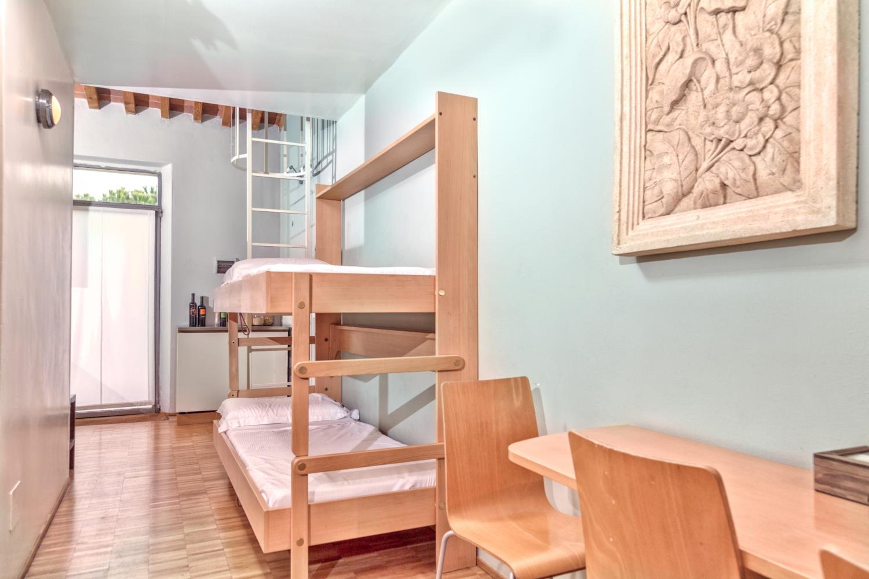 Two-Bedroom Apartment photo 2