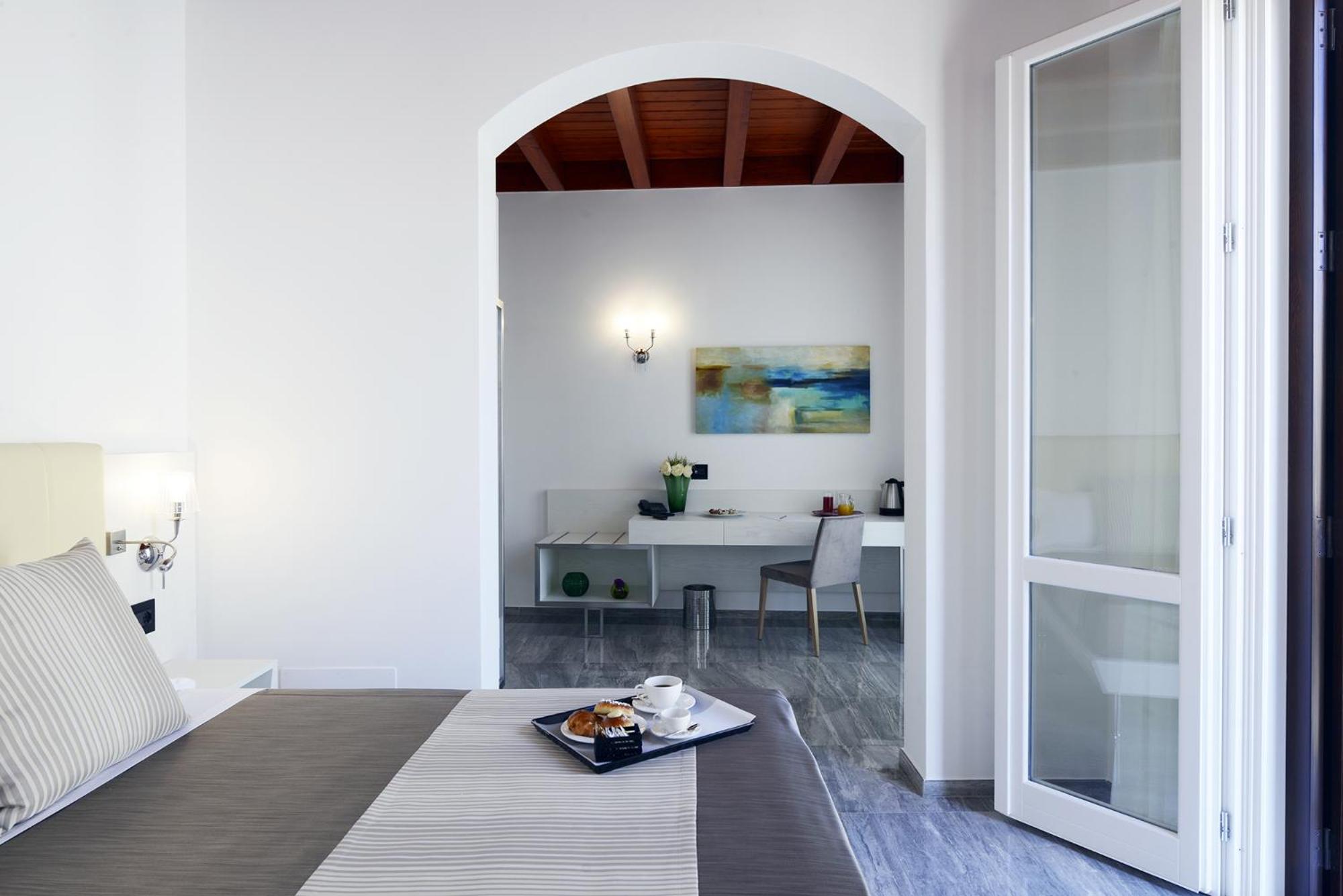 Deluxe Double Room with Balcony and City View