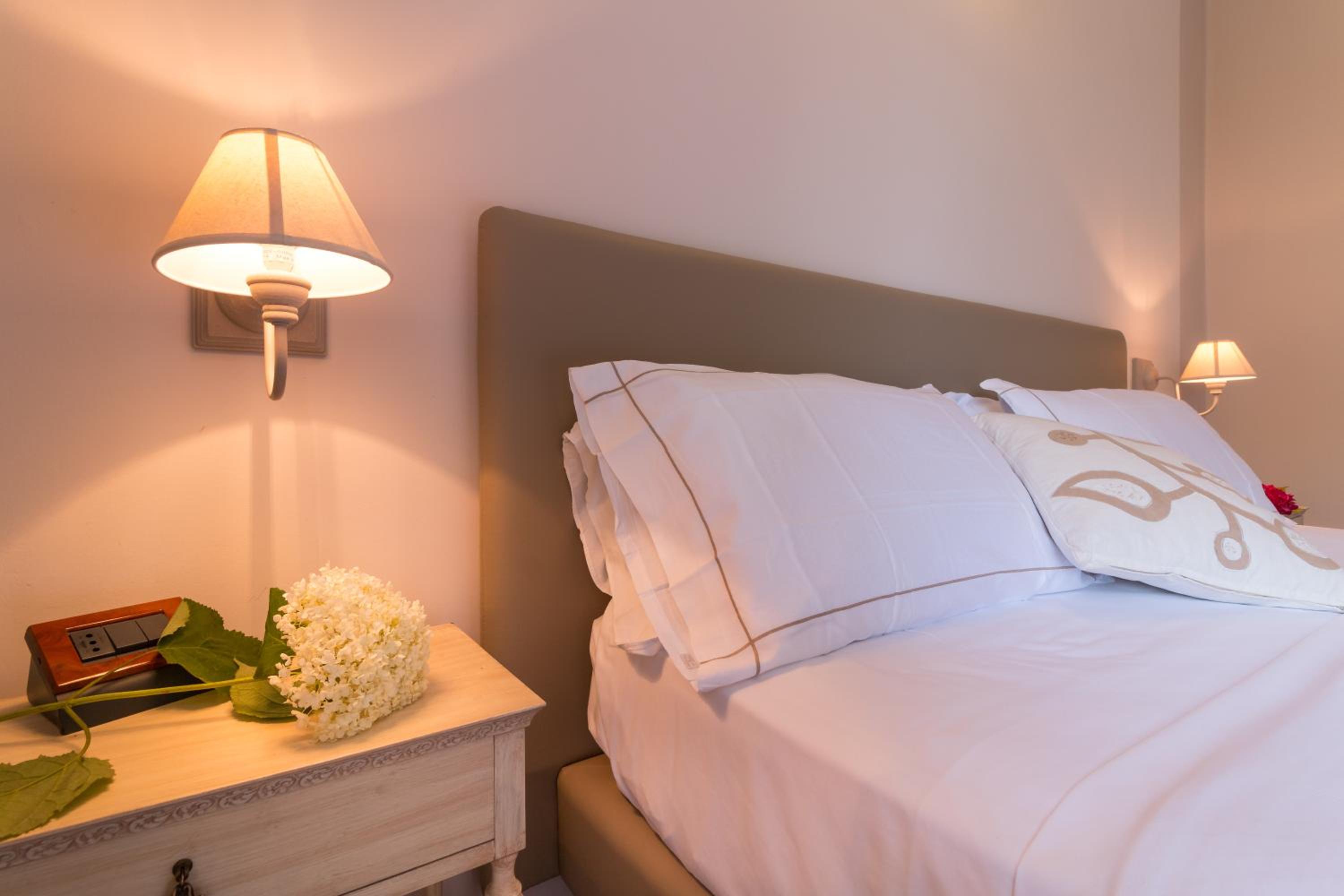 Double or Twin Room - Photo 1