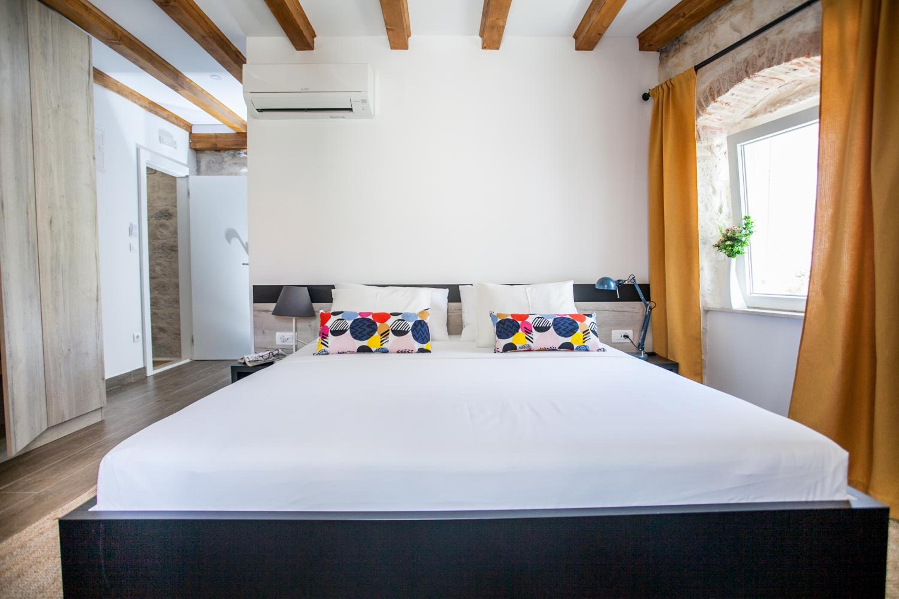 Apartment - Photo 12