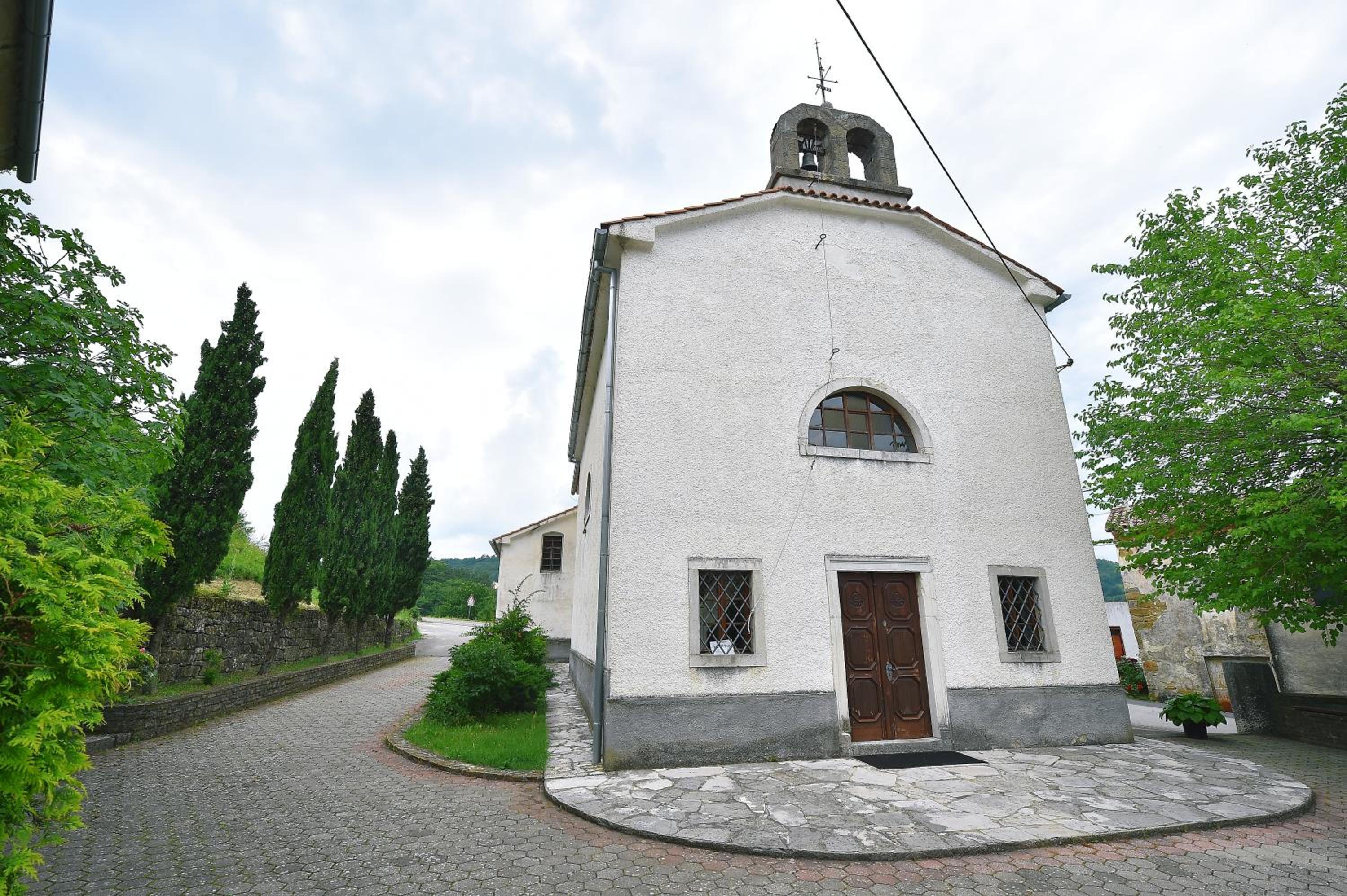 Villa photo 2