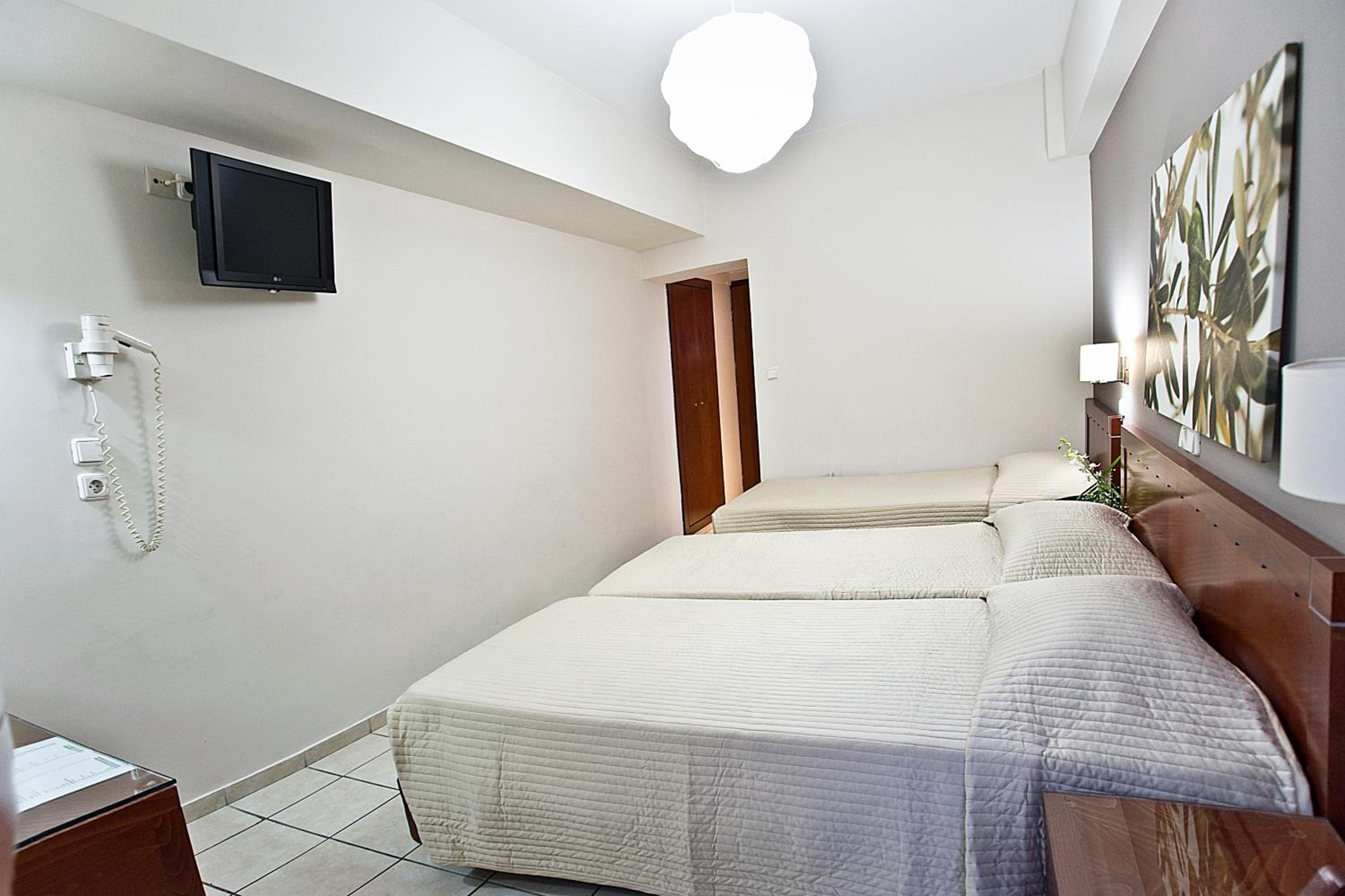 Triple Room photo 2