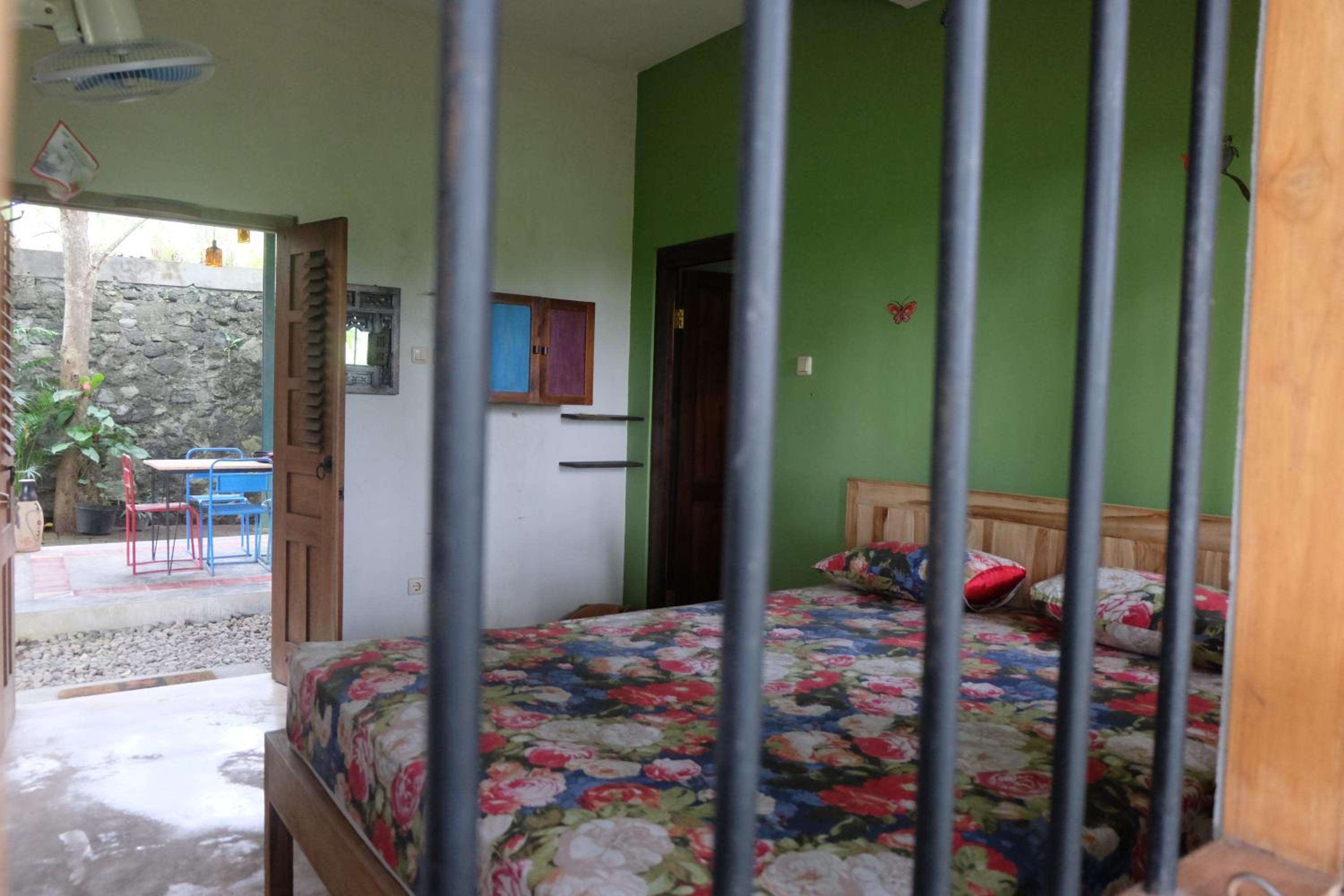 Standard Double Room with Fan photo 3