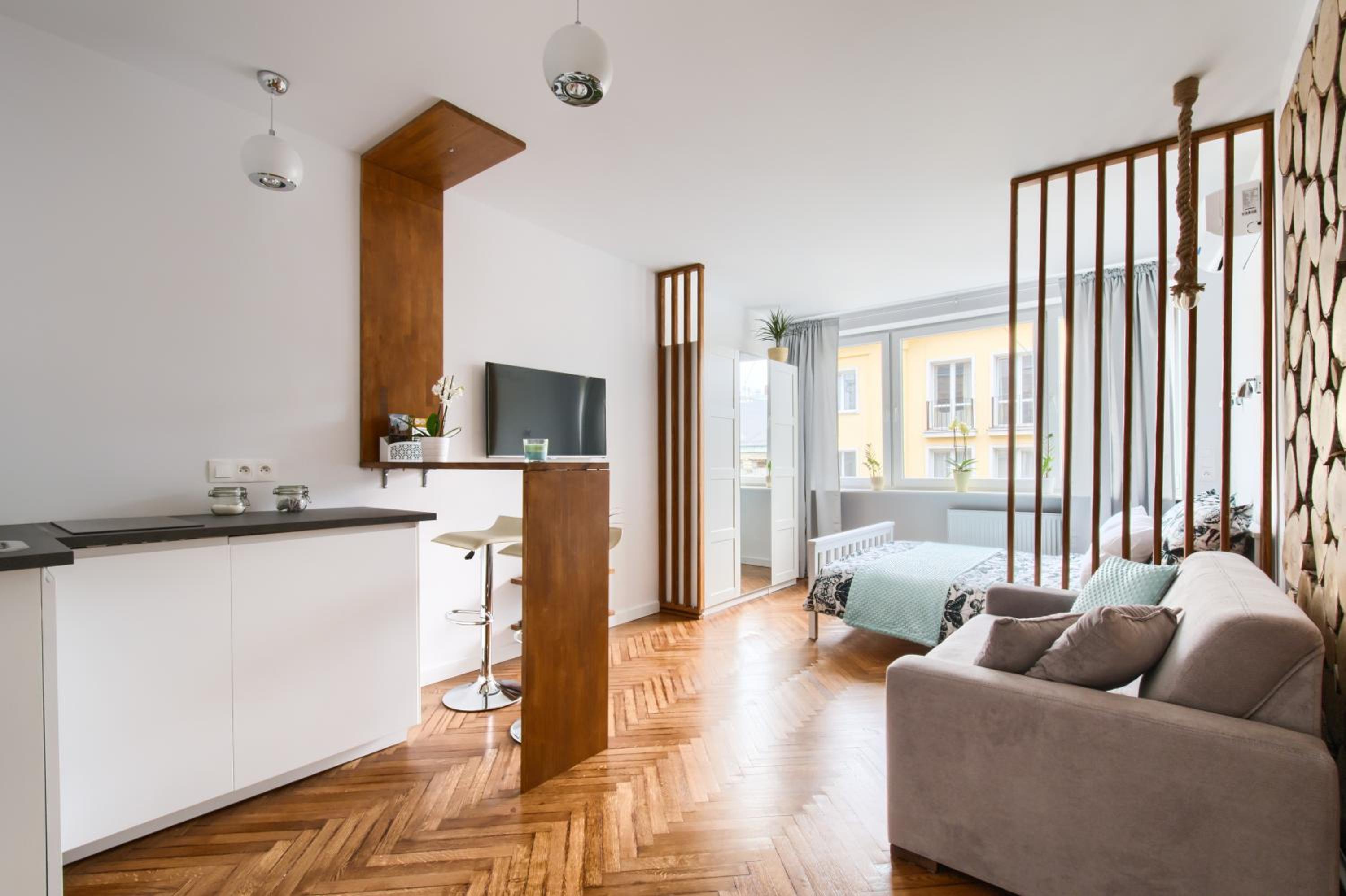 Studio Apartment - Photo 6