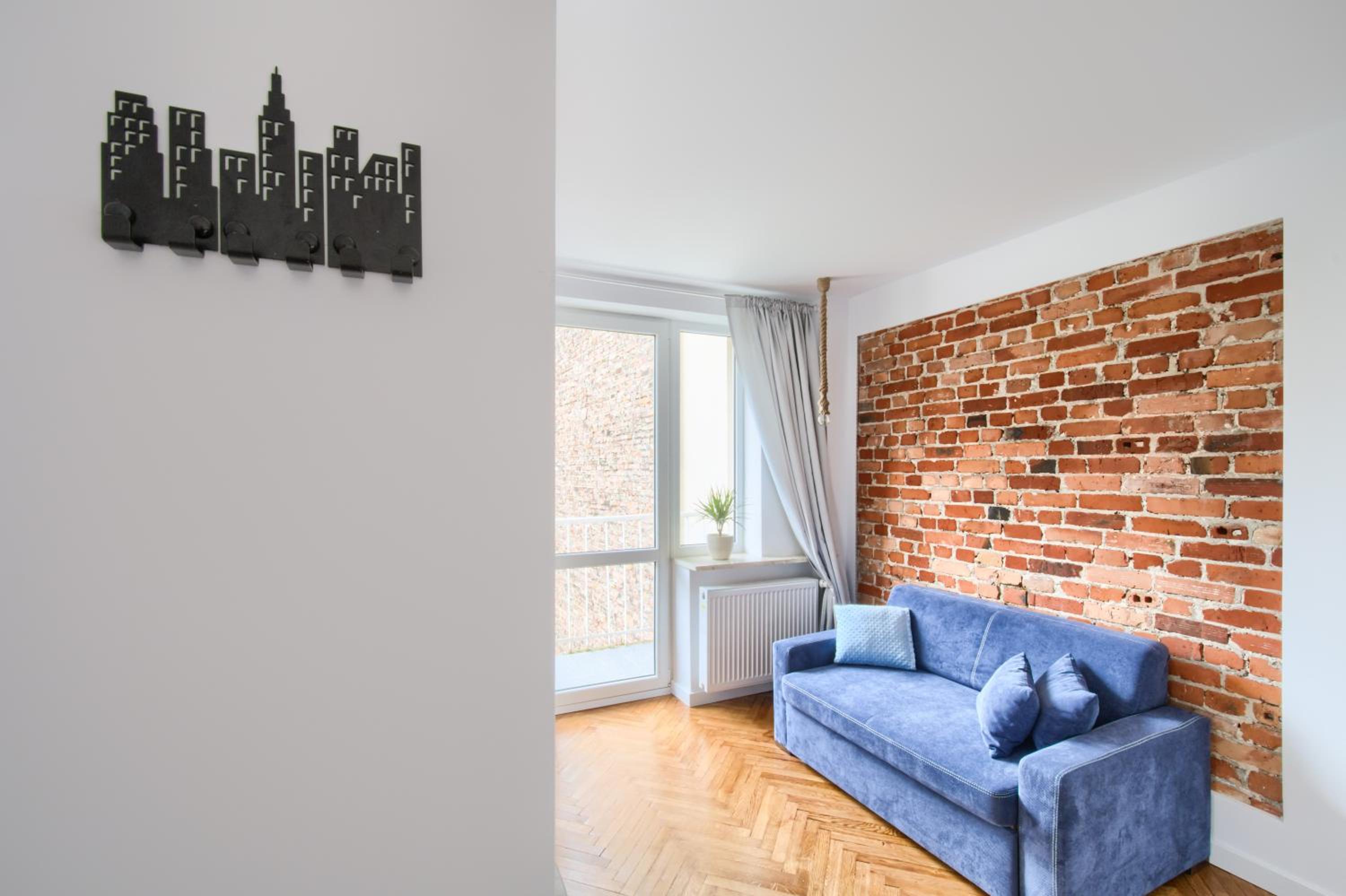 One-Bedroom Apartment - Photo 7