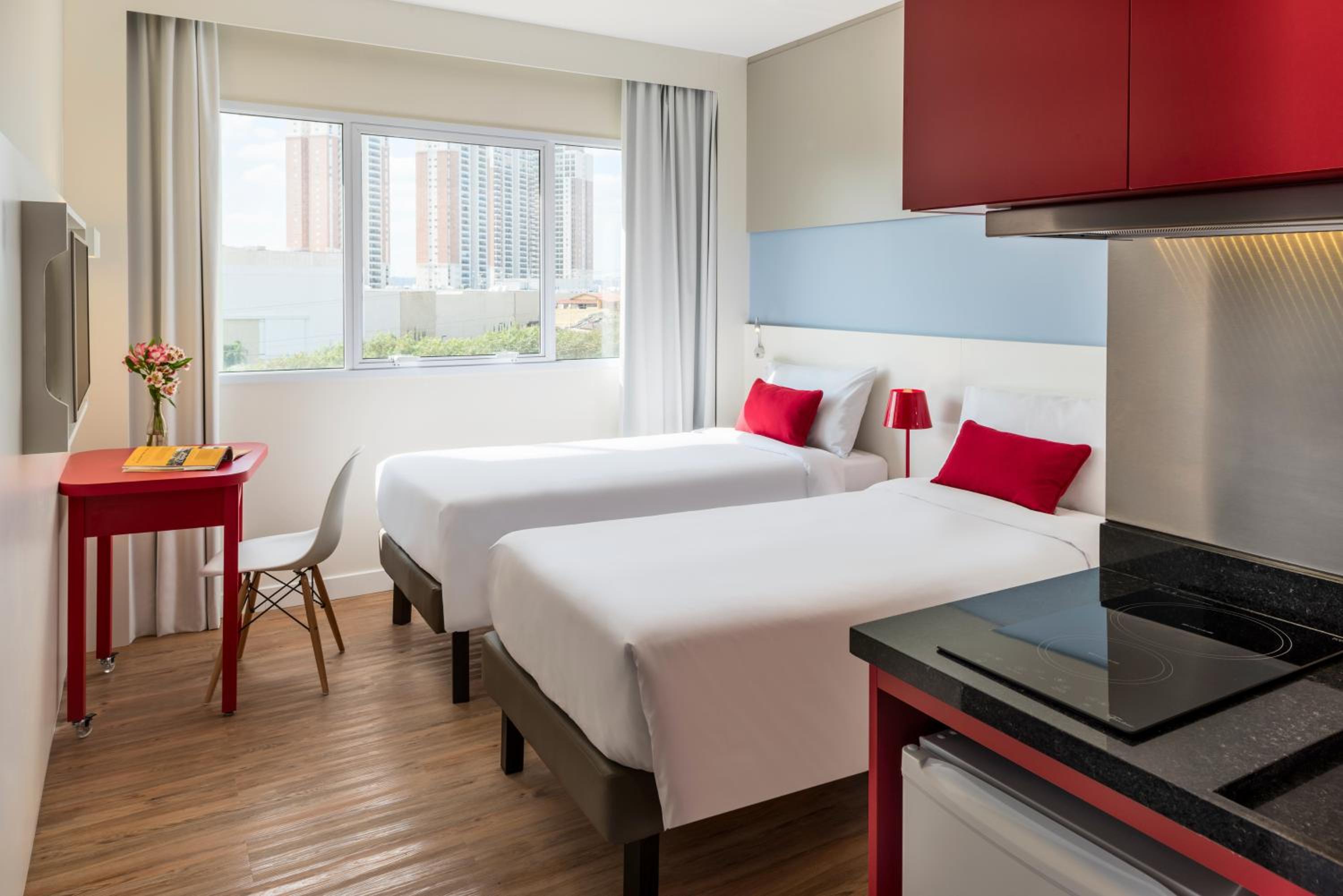 Apartment with Two Single Beds photo 1