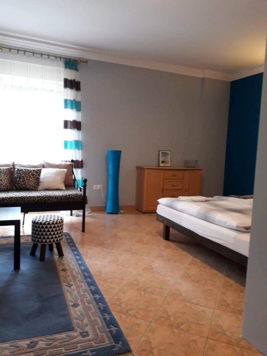 Large Double Room photo 3