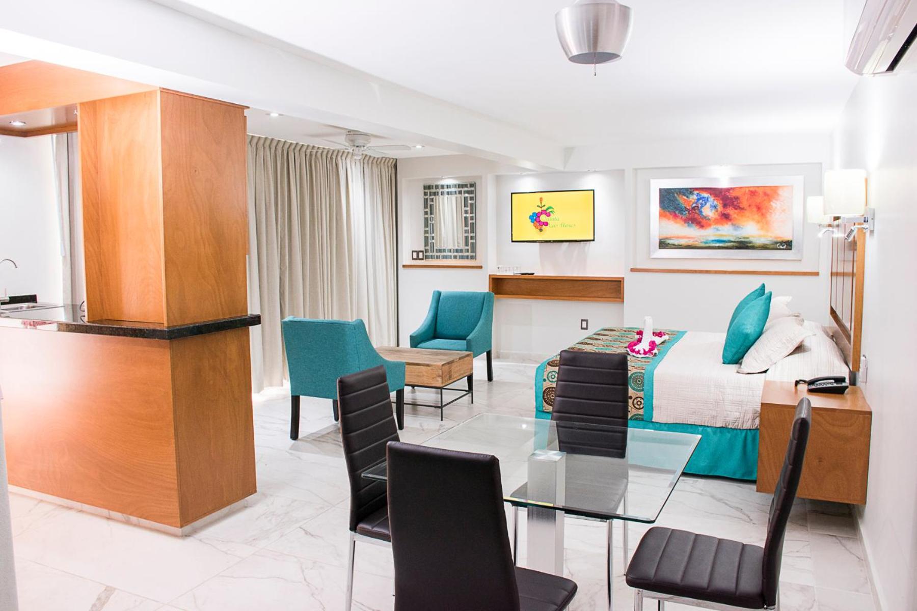 Deluxe Family Suite